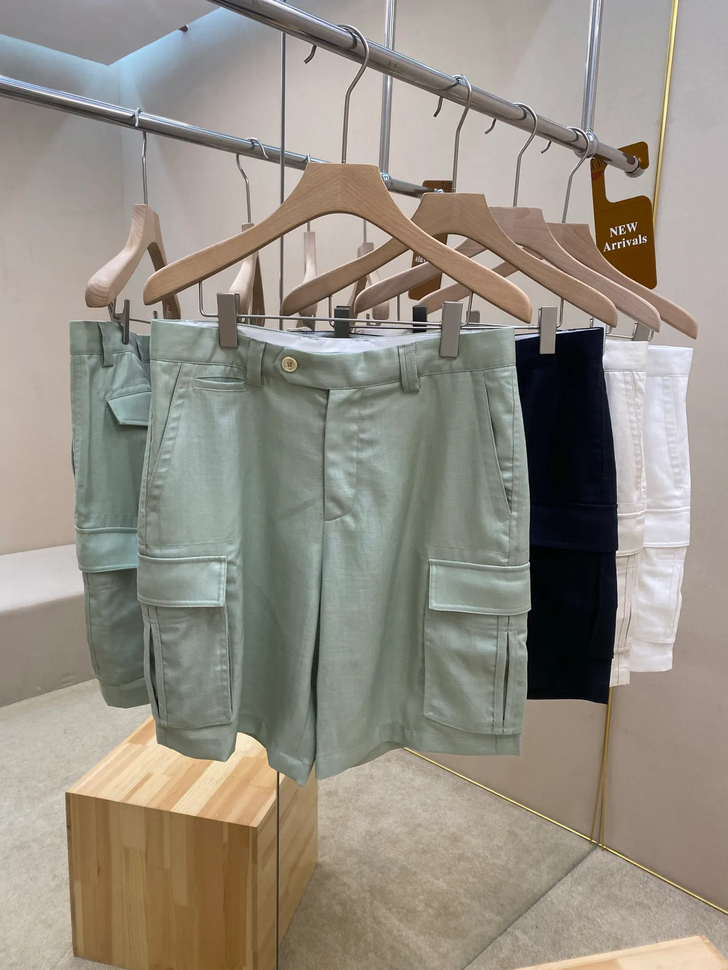 Шорты Женские Brunello Cucinelli 13411692