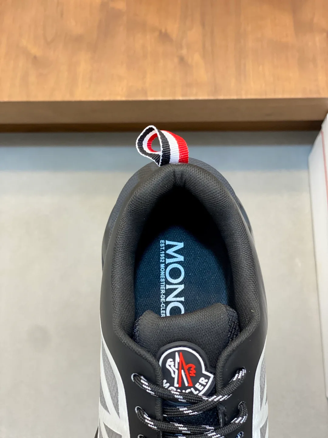 Кроссовки Мужские Moncler 18118864