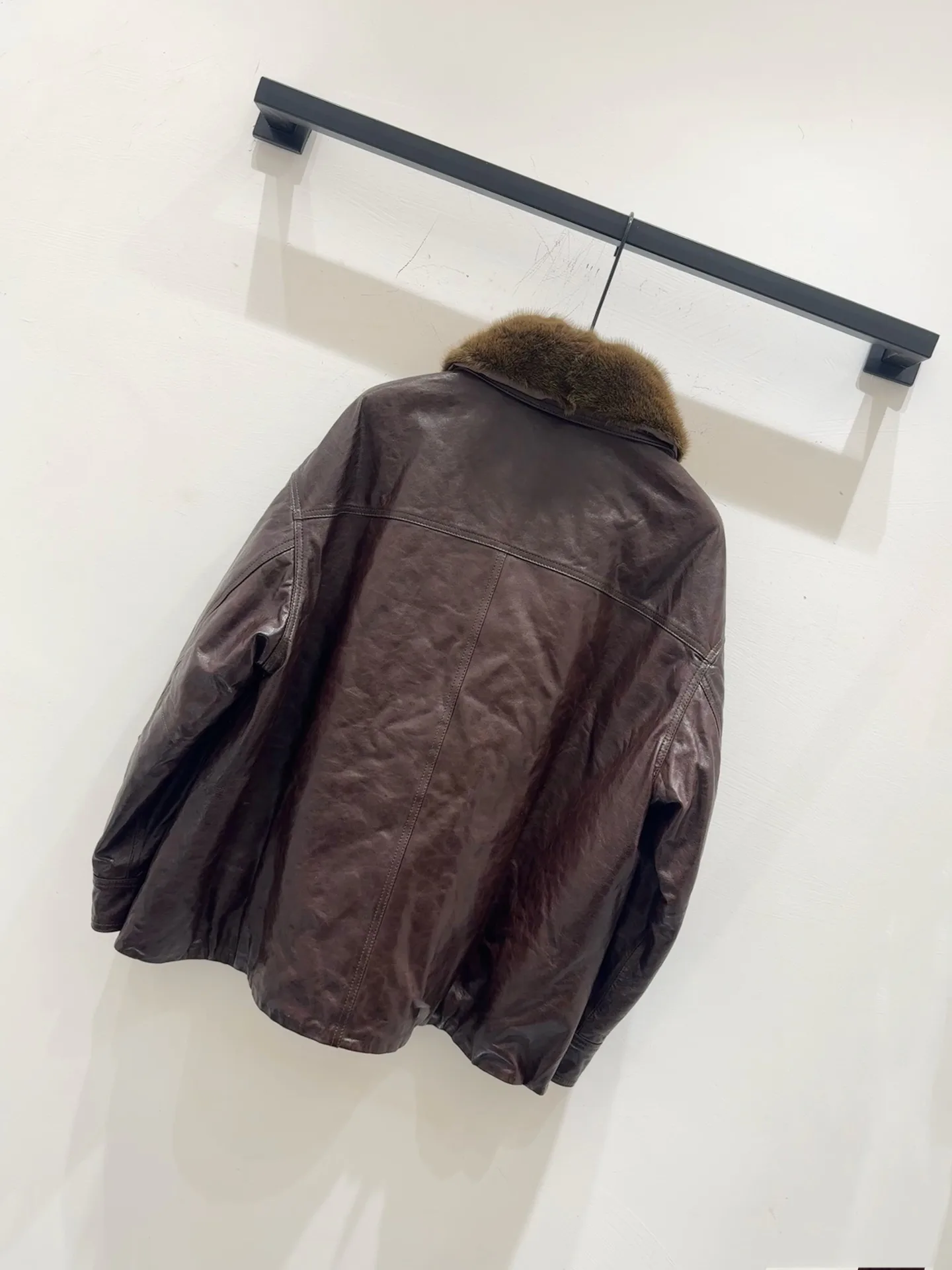 Кожаные Куртки И Дублёнки Женские Prada 799797