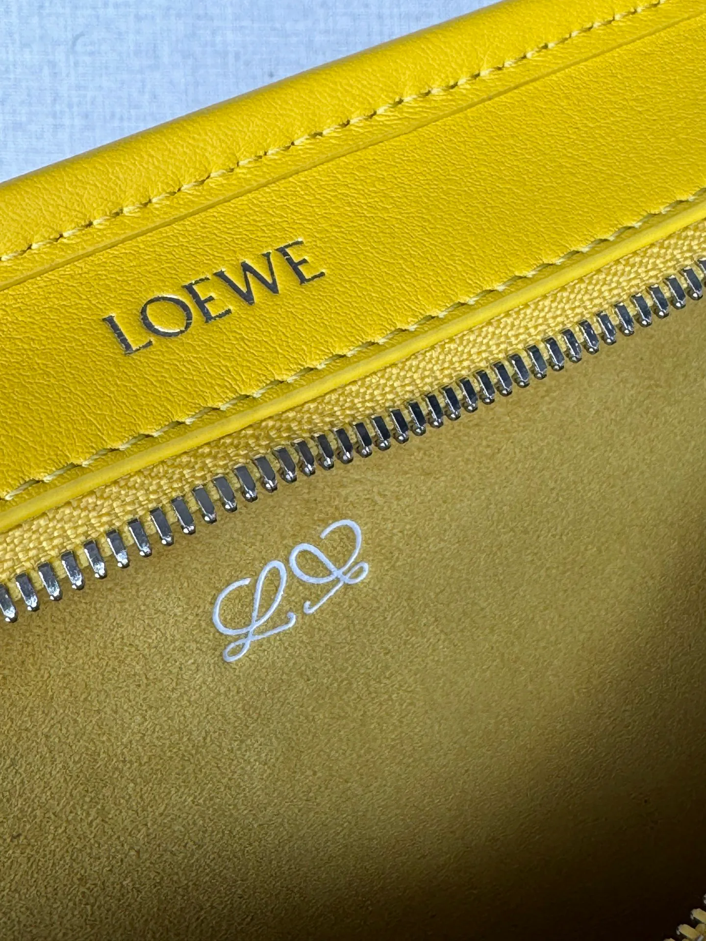 Классические Сумки Женские Loewe 13216717