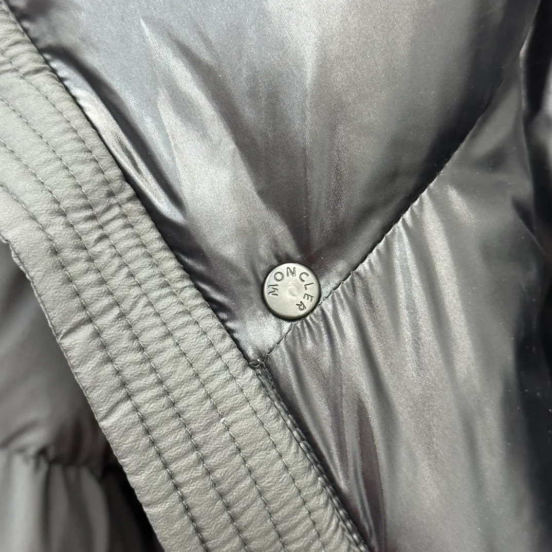 Куртки И Пуховики Женские Moncler 18415707
