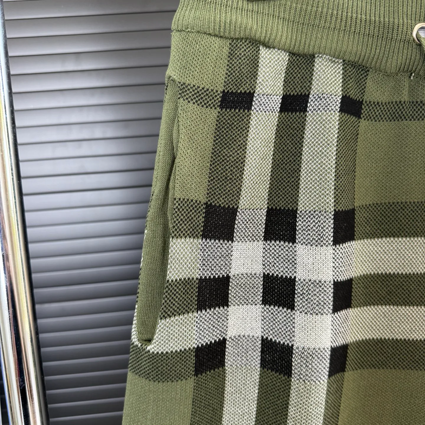 Шорты Женские Burberry 10952471