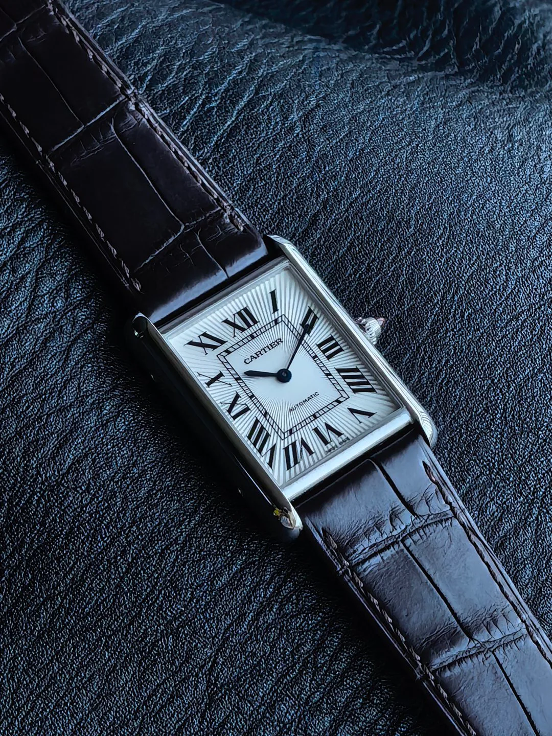 Часы Женские Cartier 17801459
