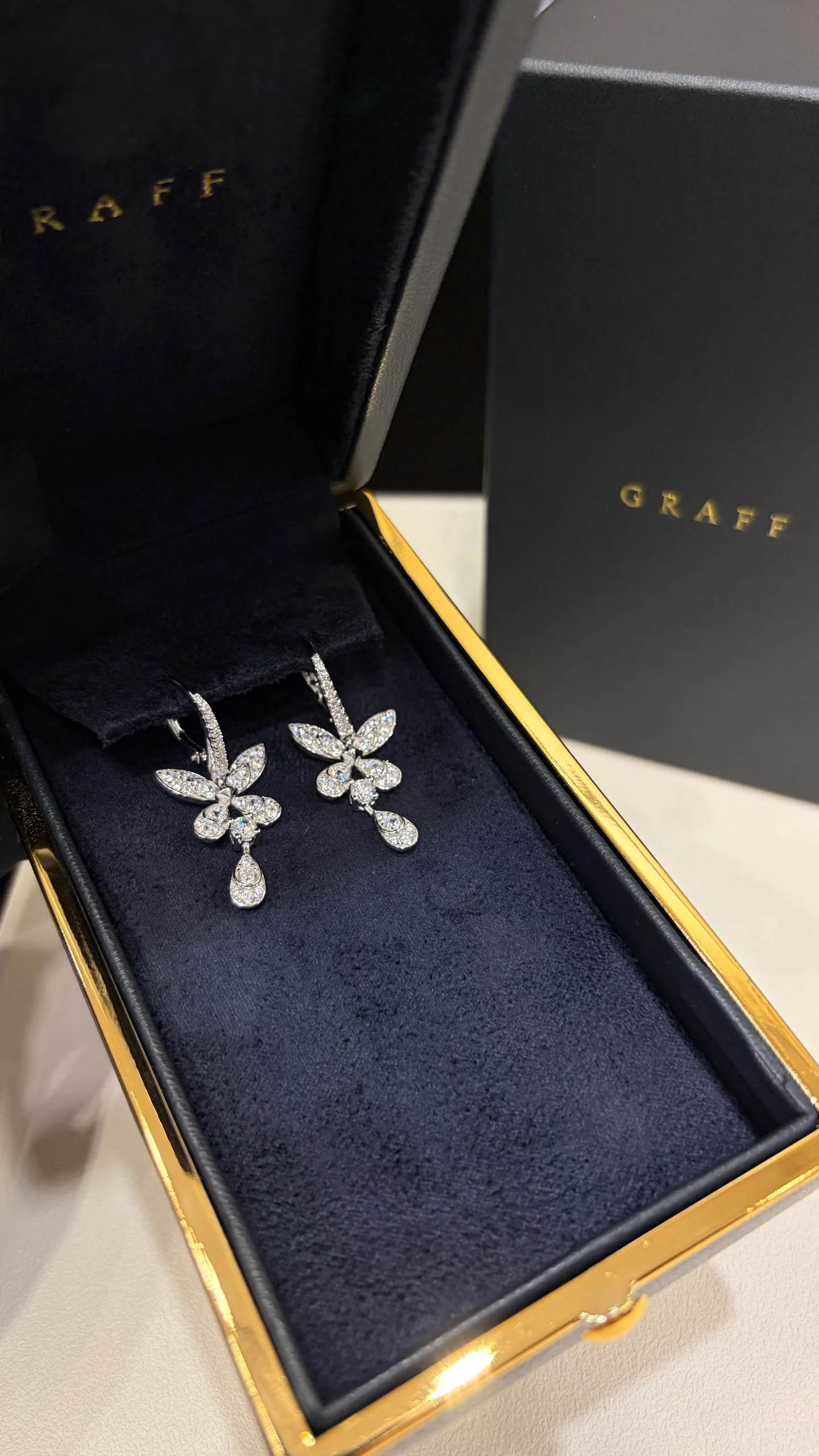 Бижутерия Graff 11693560