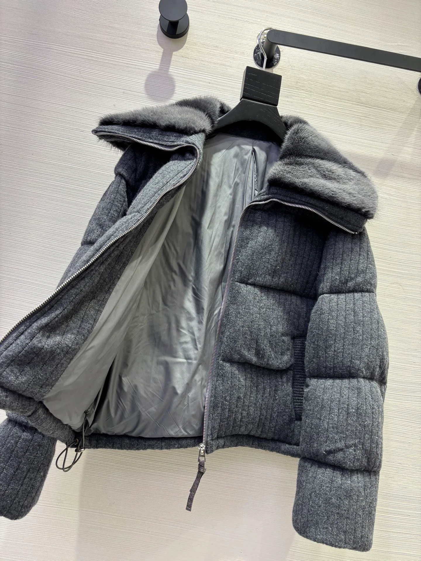 Куртки И Пуховики Женские Brunello Cucinelli 402923