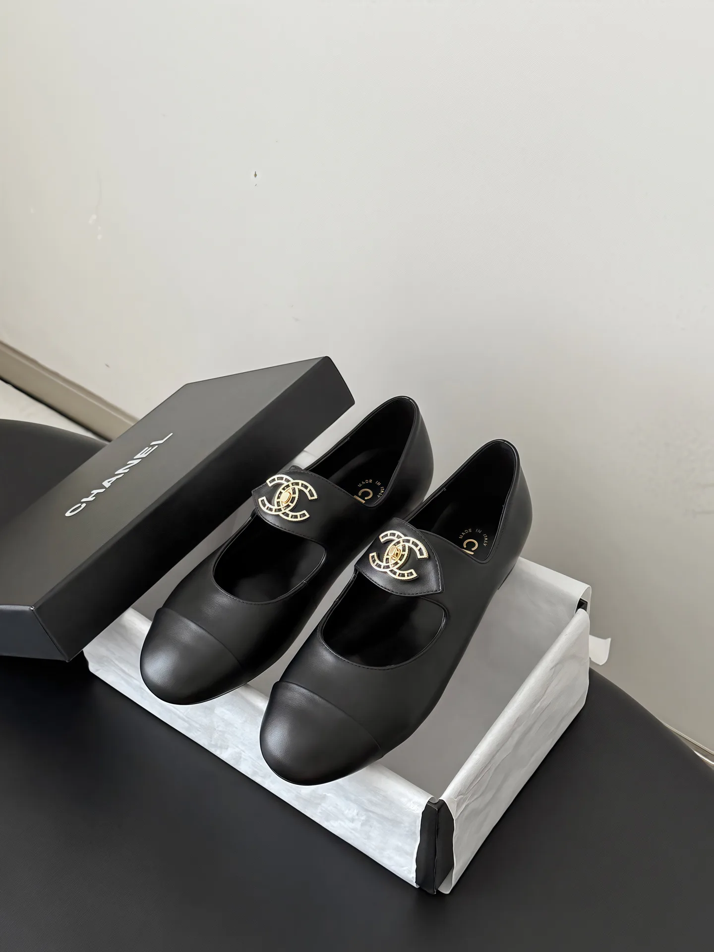 Туфли Женские Chanel 17968755