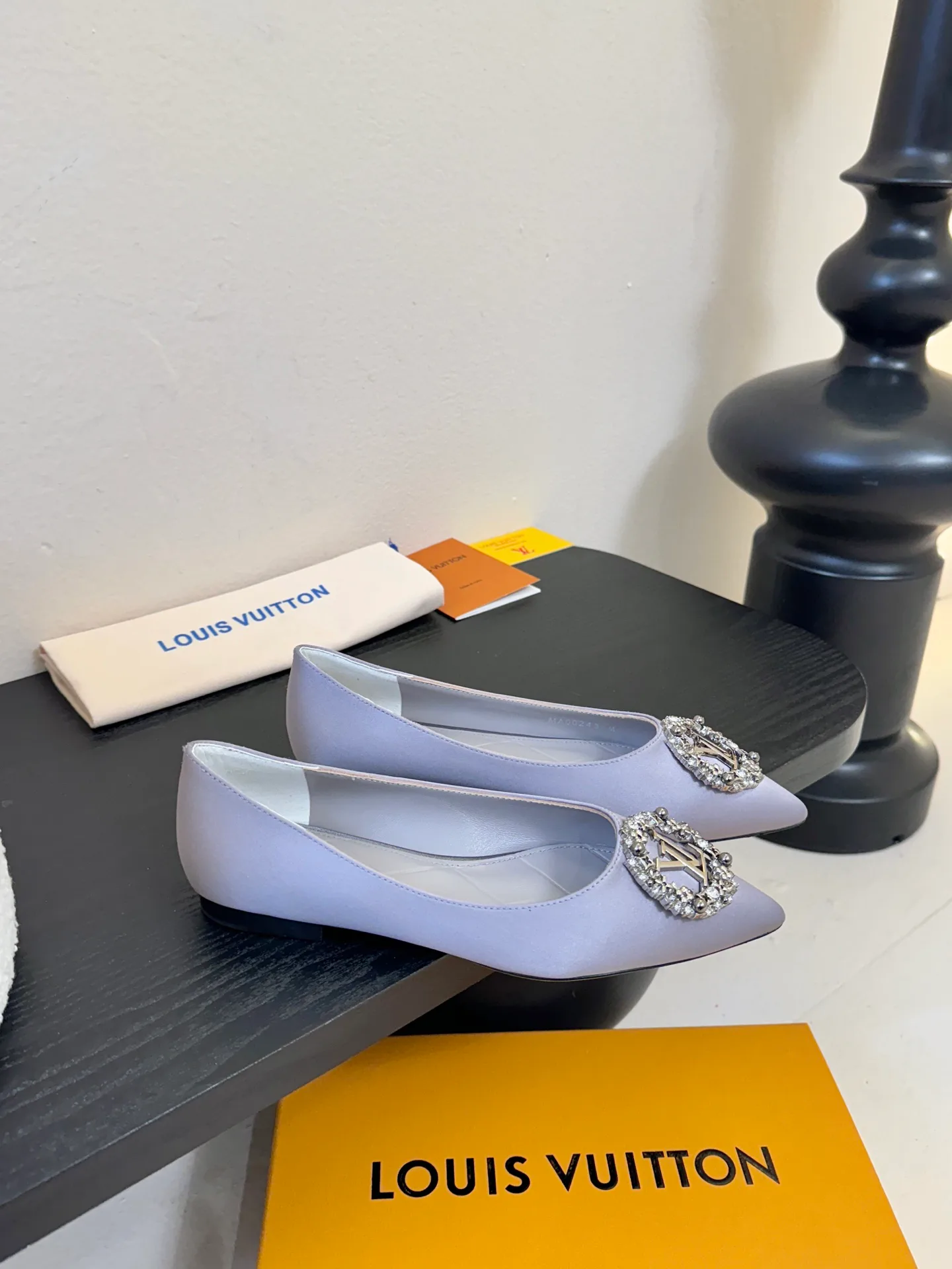 Туфли Женские Louis Vuitton 2300135
