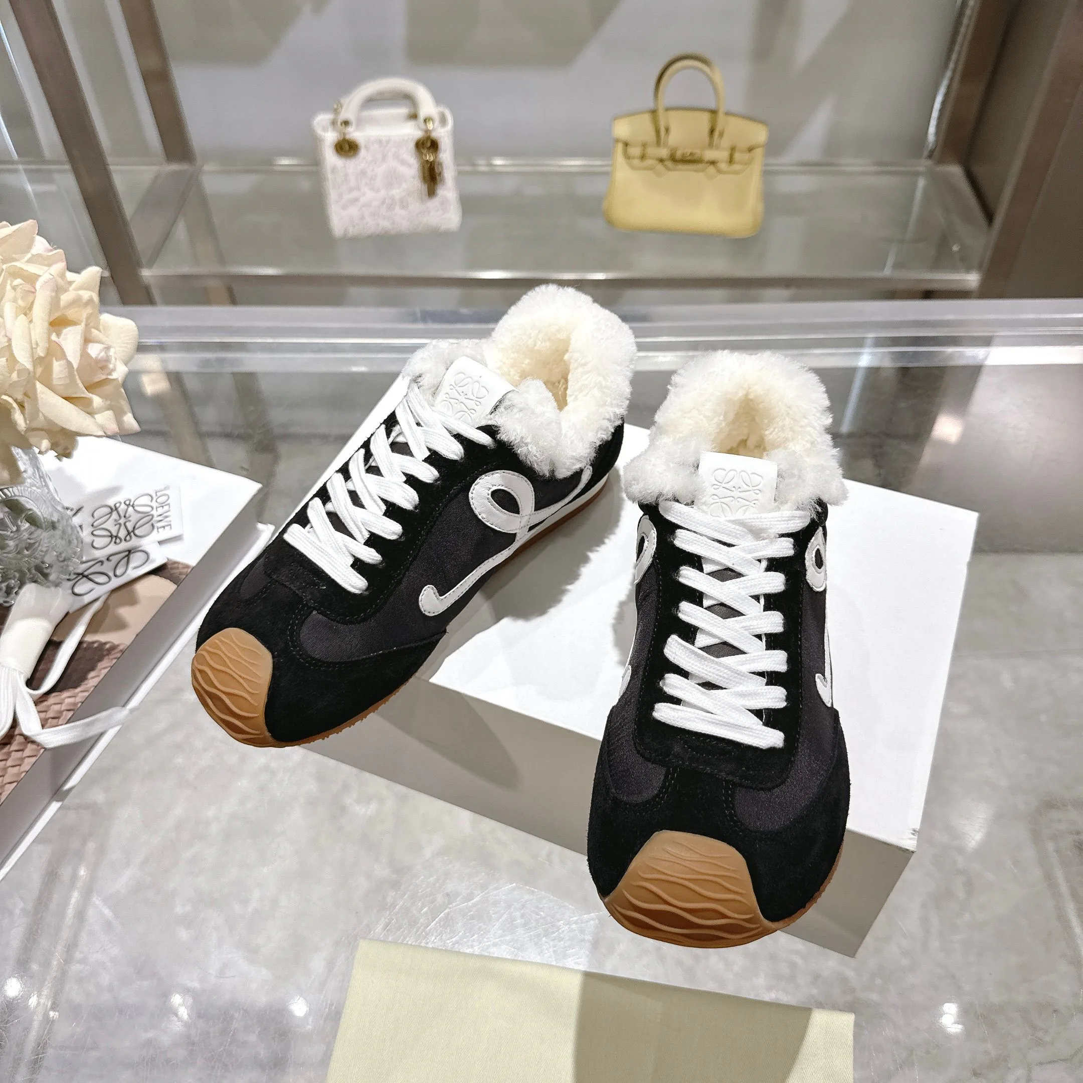 Кроссовки Женские Loewe 384979