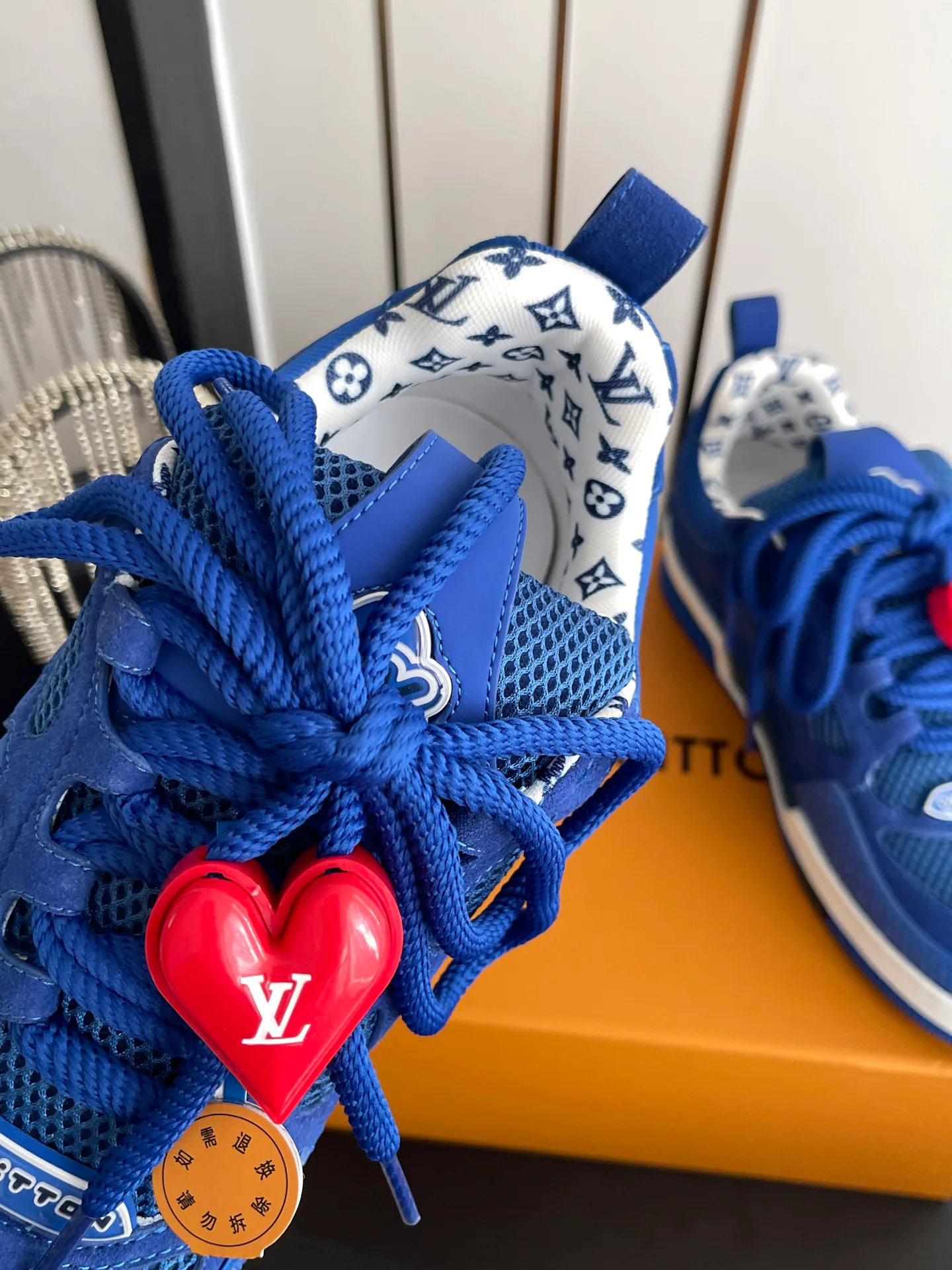 Кроссовки Мужские Louis Vuitton 17554386