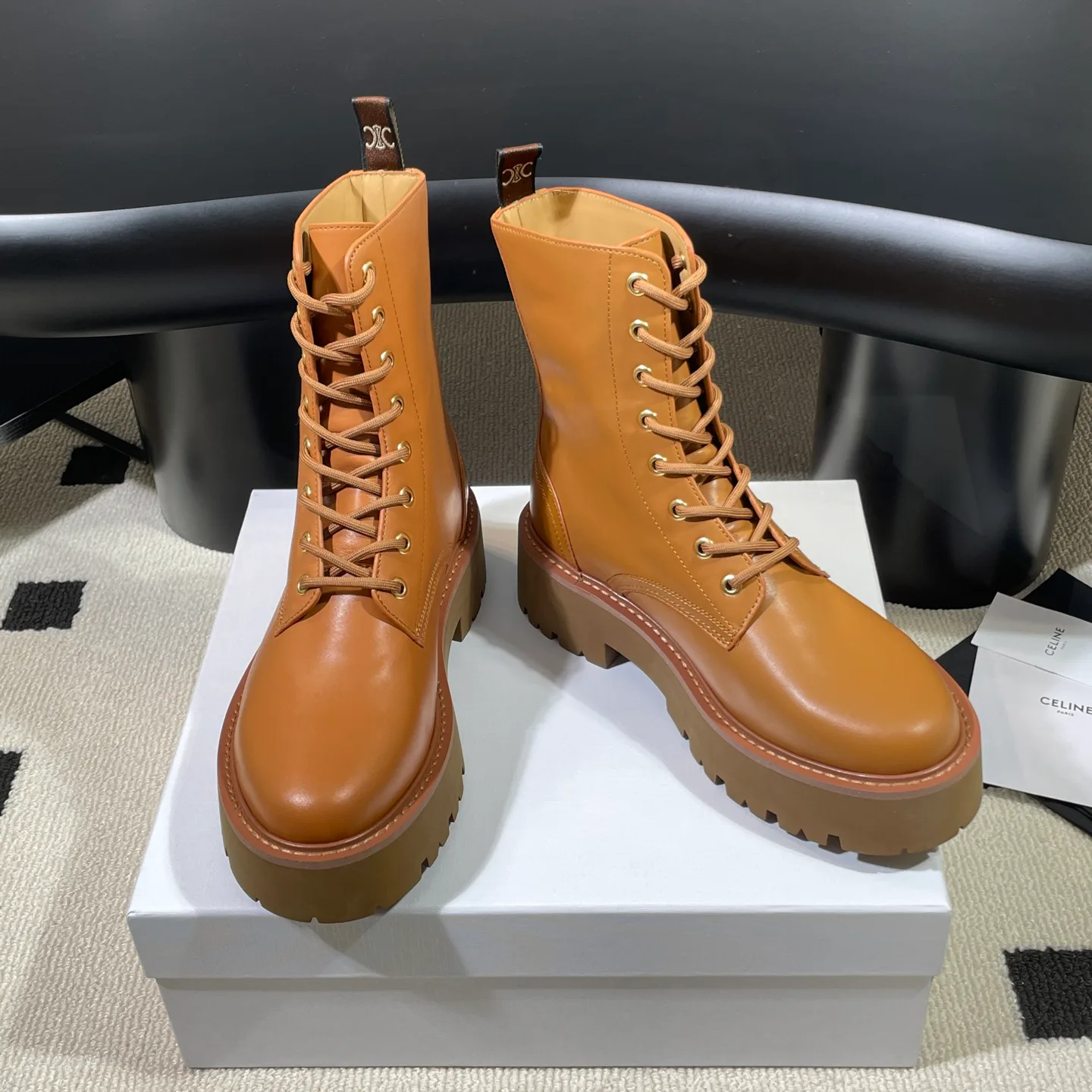 Ботинки Женские Celine 18041624
