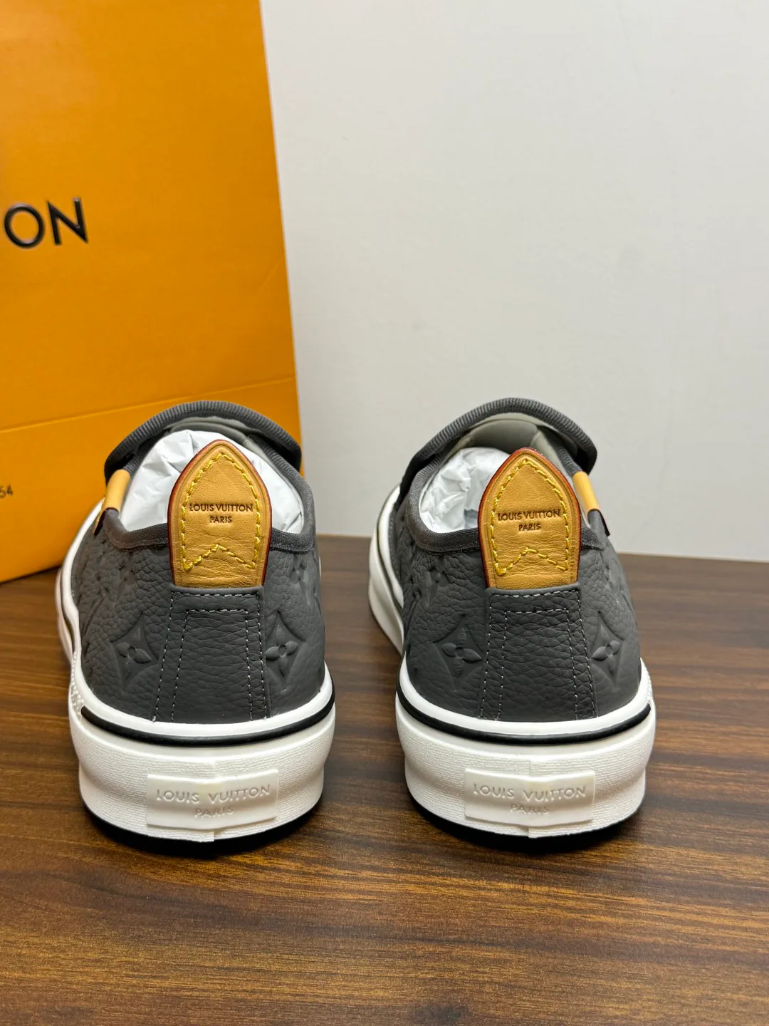 Кроссовки Мужские Louis Vuitton 19716445