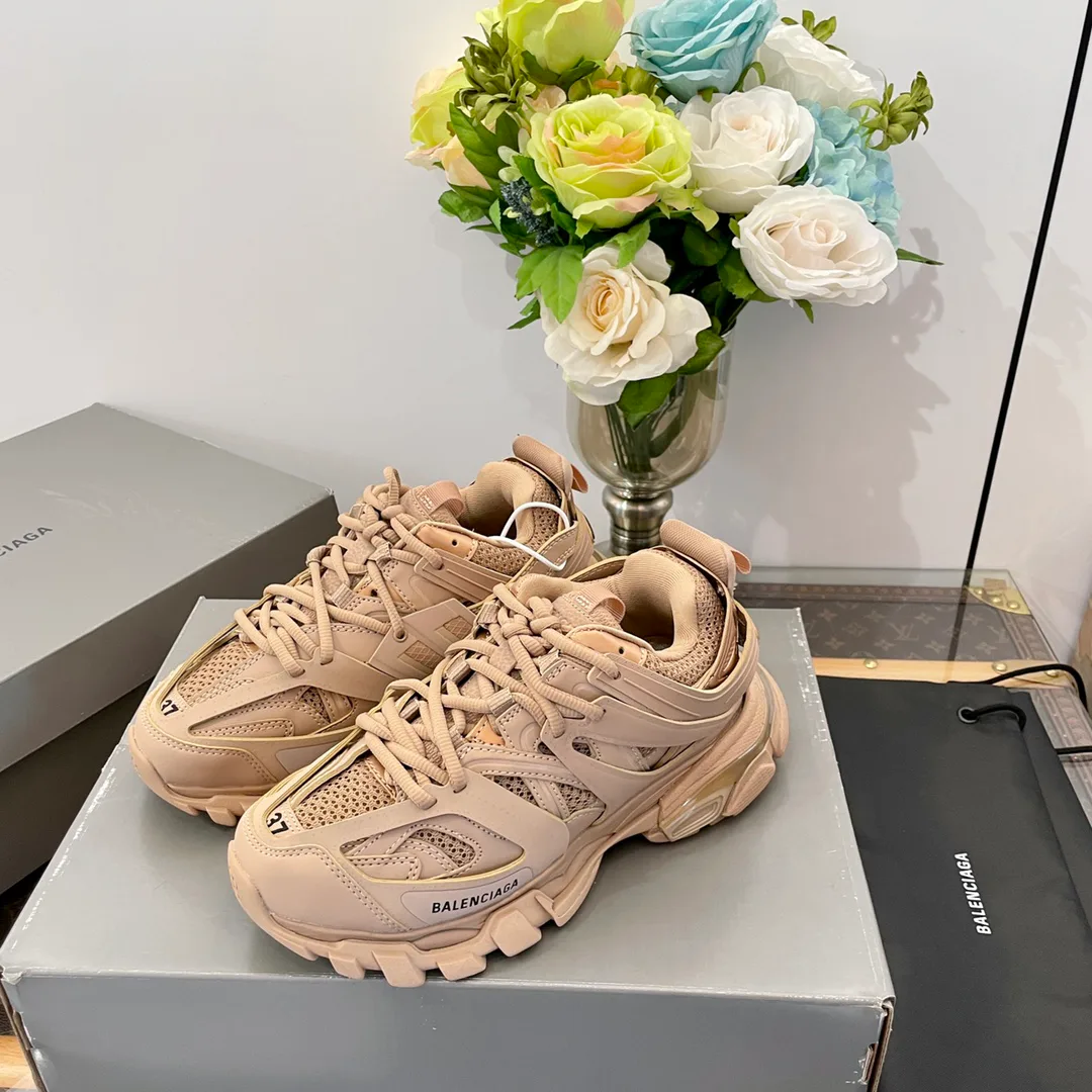 Кроссовки Женские Balenciaga 12656209