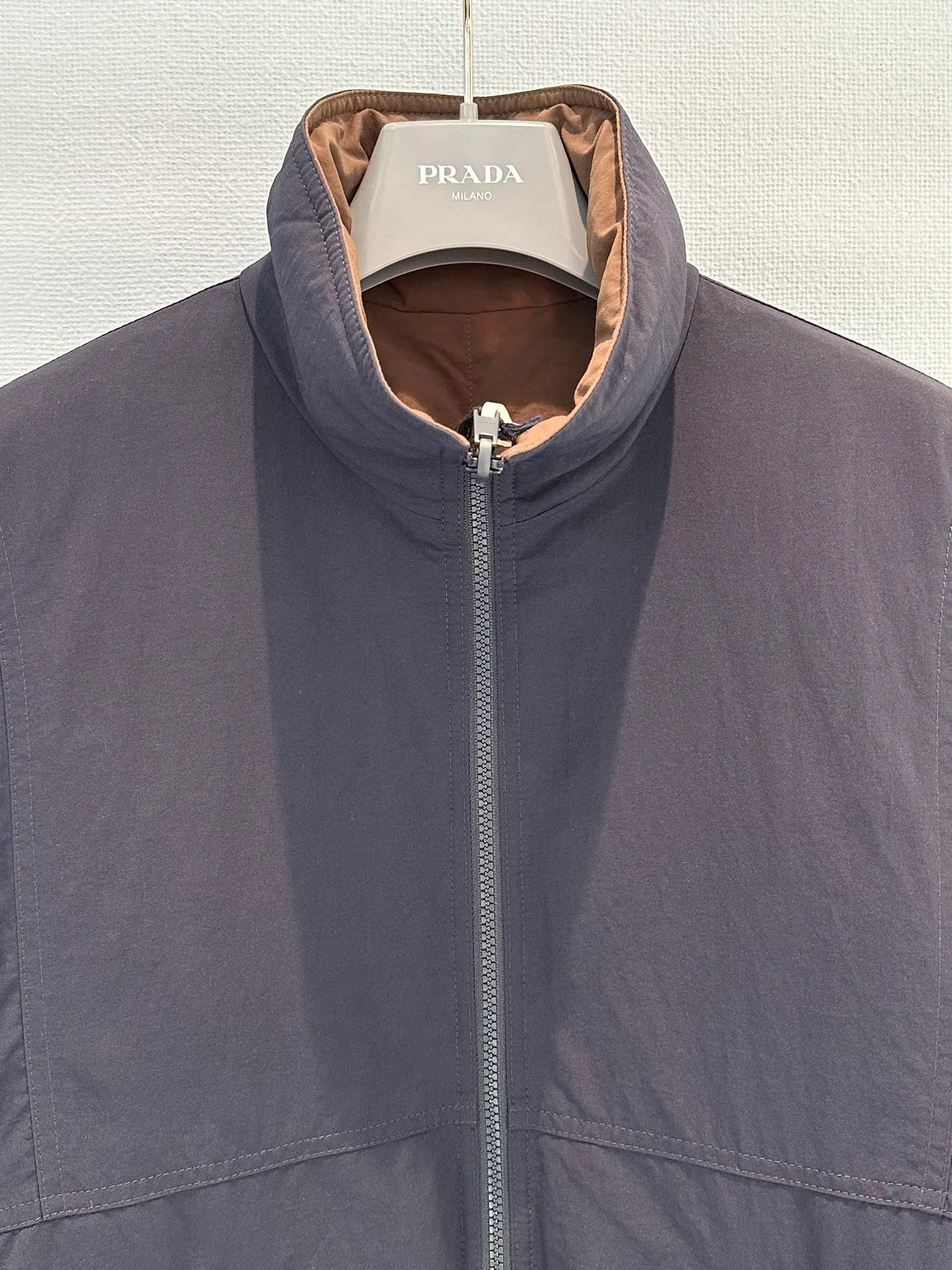 Куртки И Пуховики Женские Prada 18963236