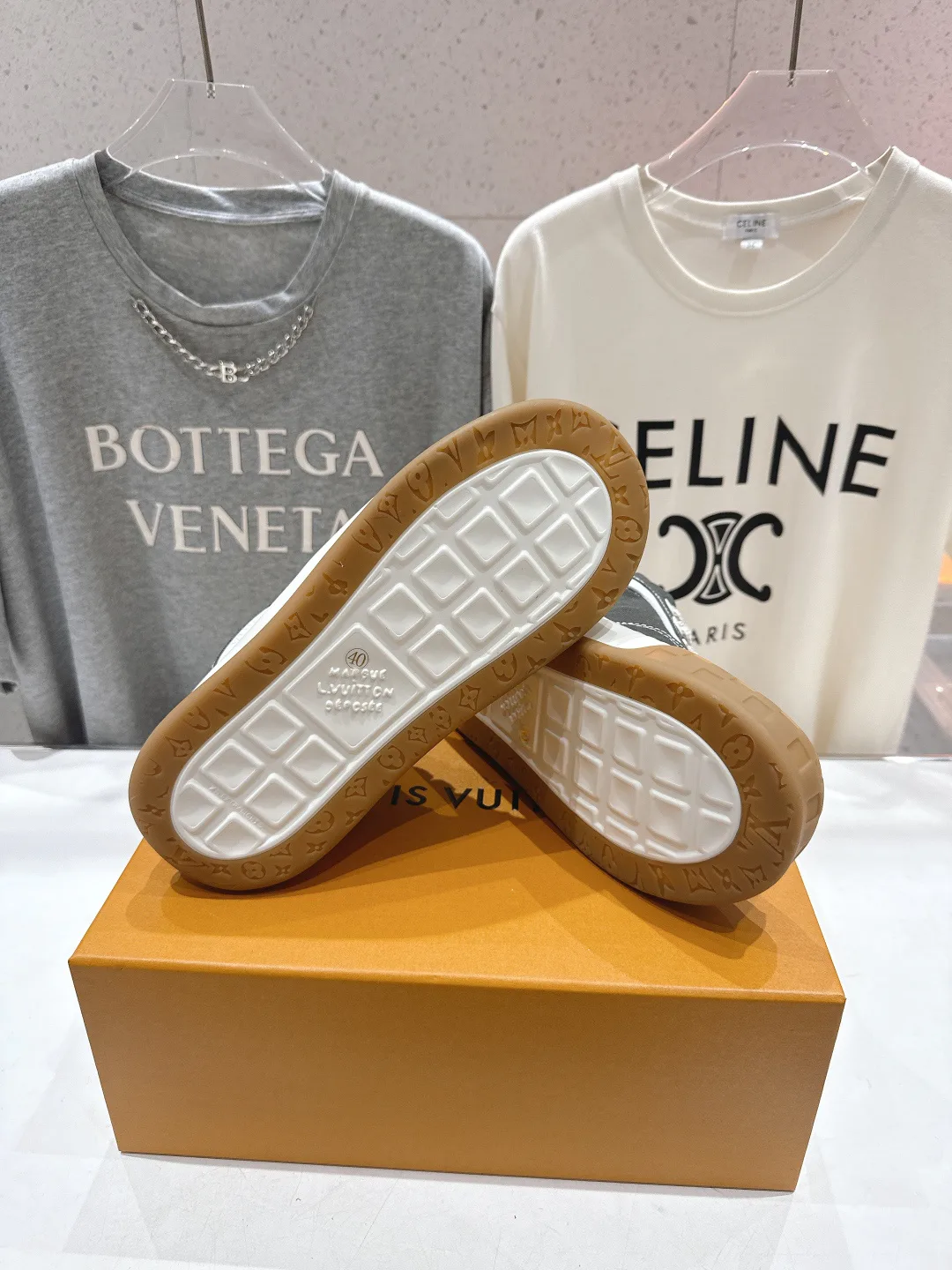 Кроссовки Женские Louis Vuitton 5020376