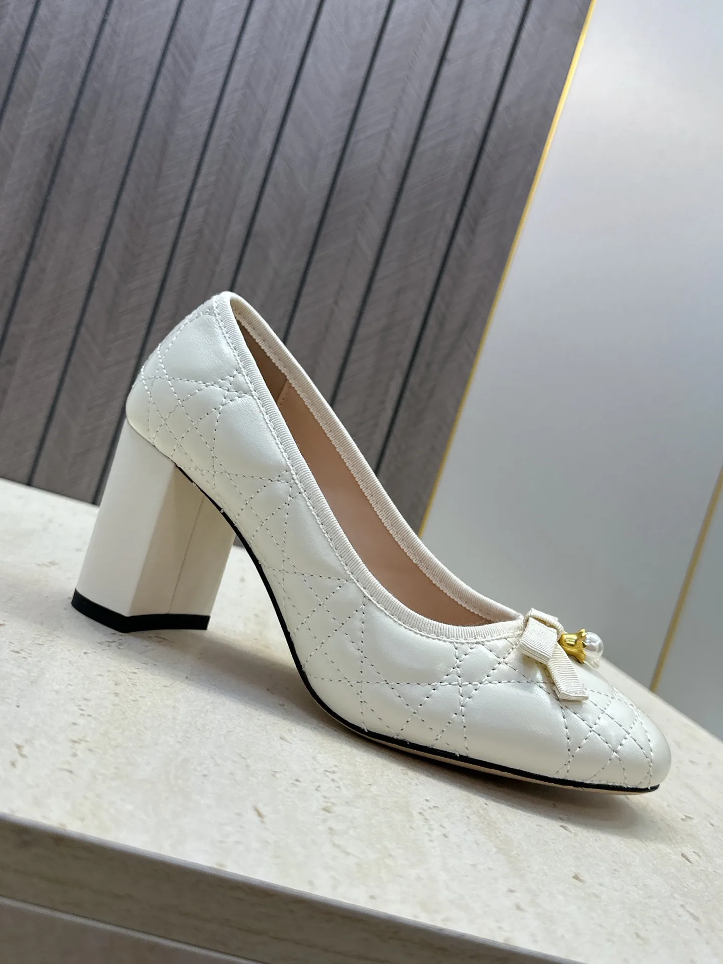 Туфли Женские Christian Dior 18132806