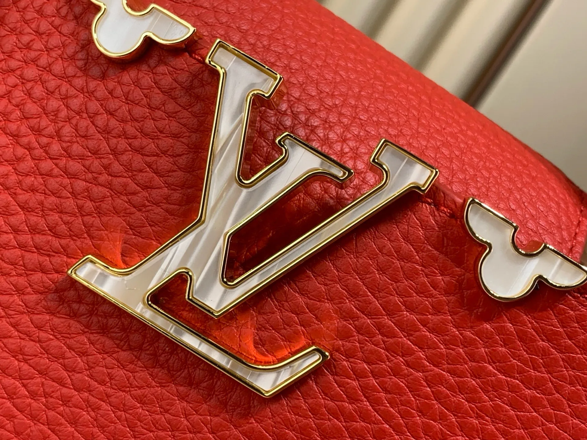 Классические Сумки Женские Louis Vuitton 17499352