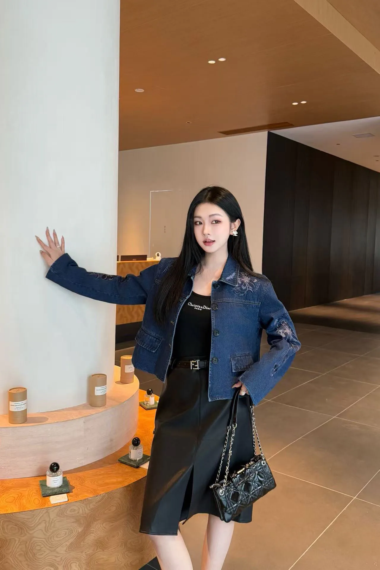 Куртки И Пуховики Женские Gucci 10850638