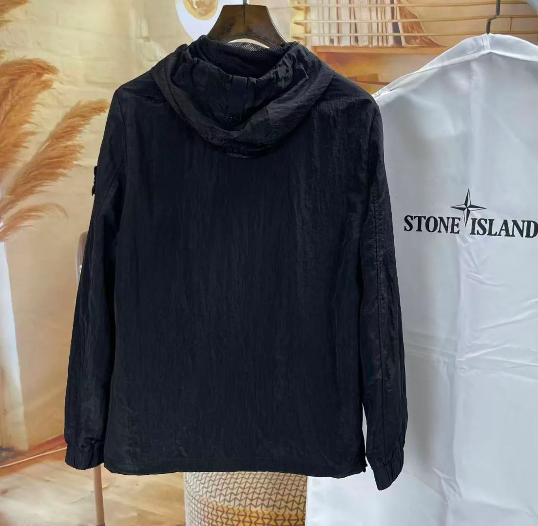 Куртки И Пуховики Женские Stone Island 12961264