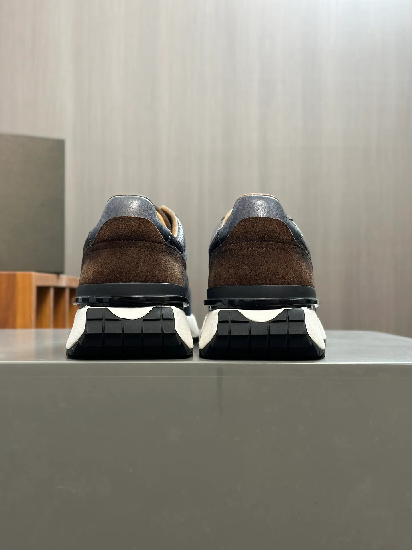 Кроссовки Мужские Berluti 69327