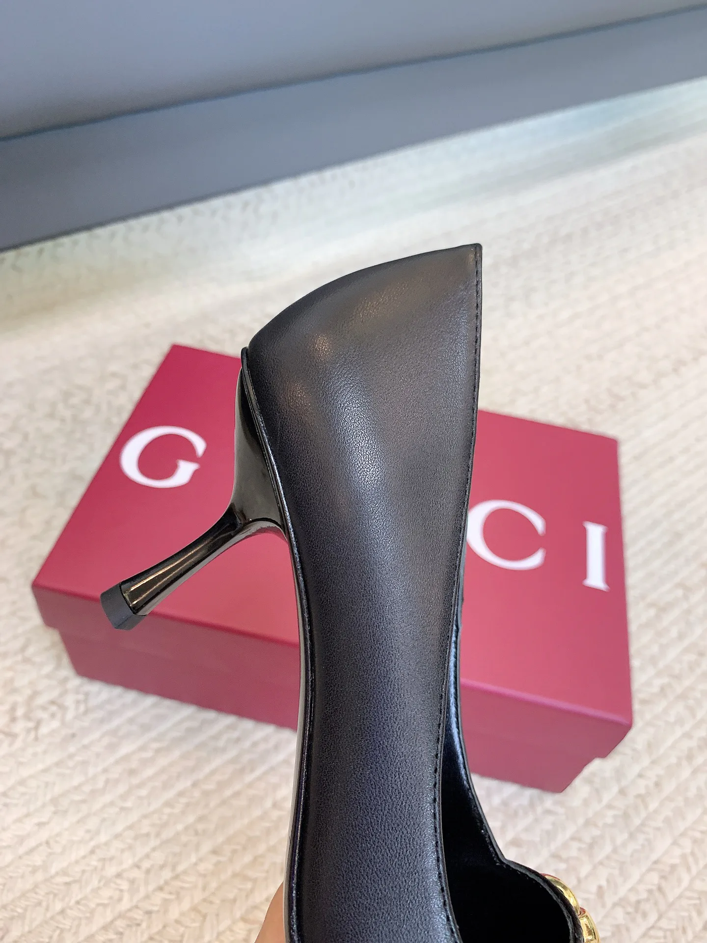 Туфли Женские Gucci 17656664