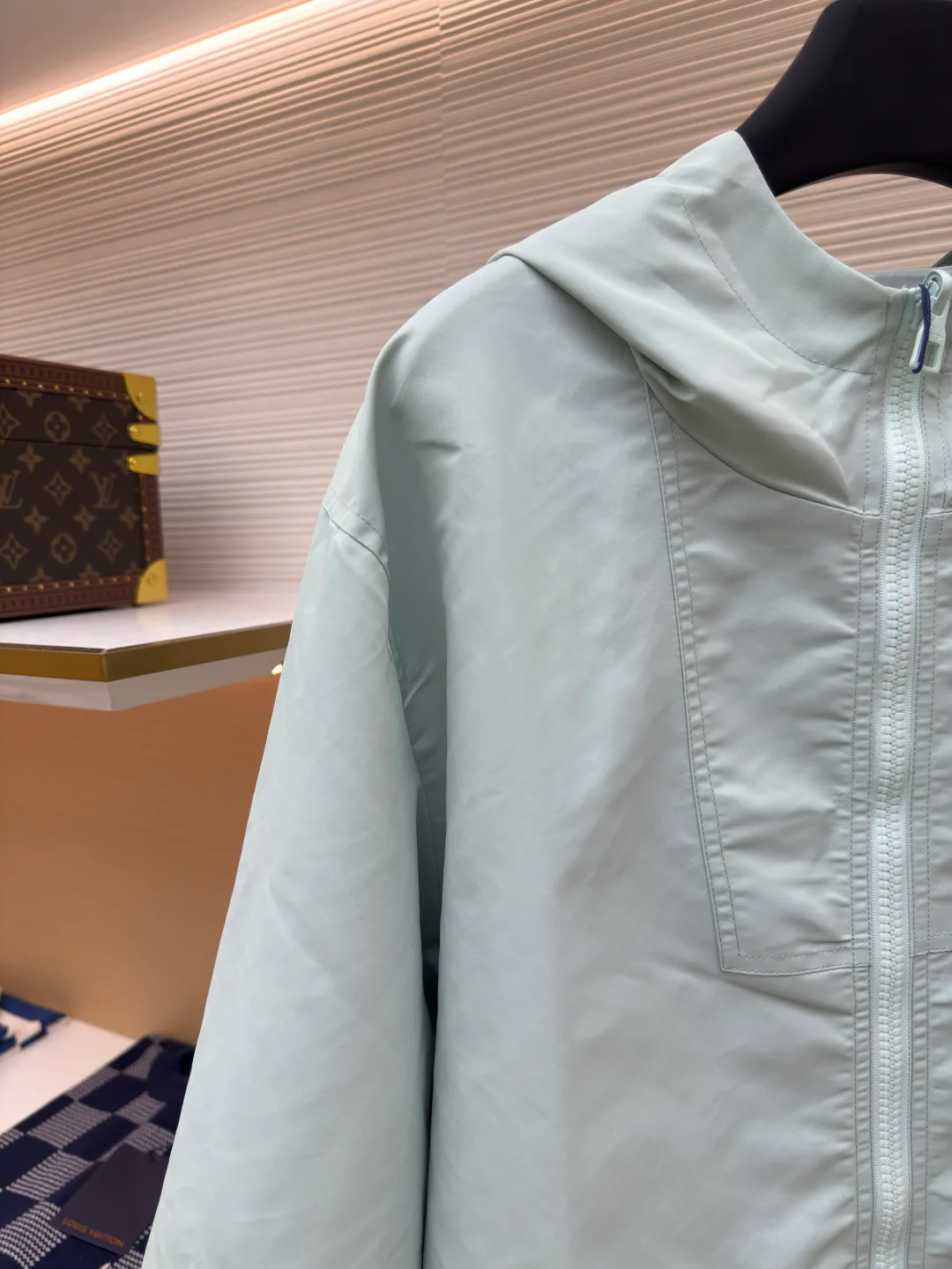 Куртки И Пуховики Мужские Louis Vuitton 9693475