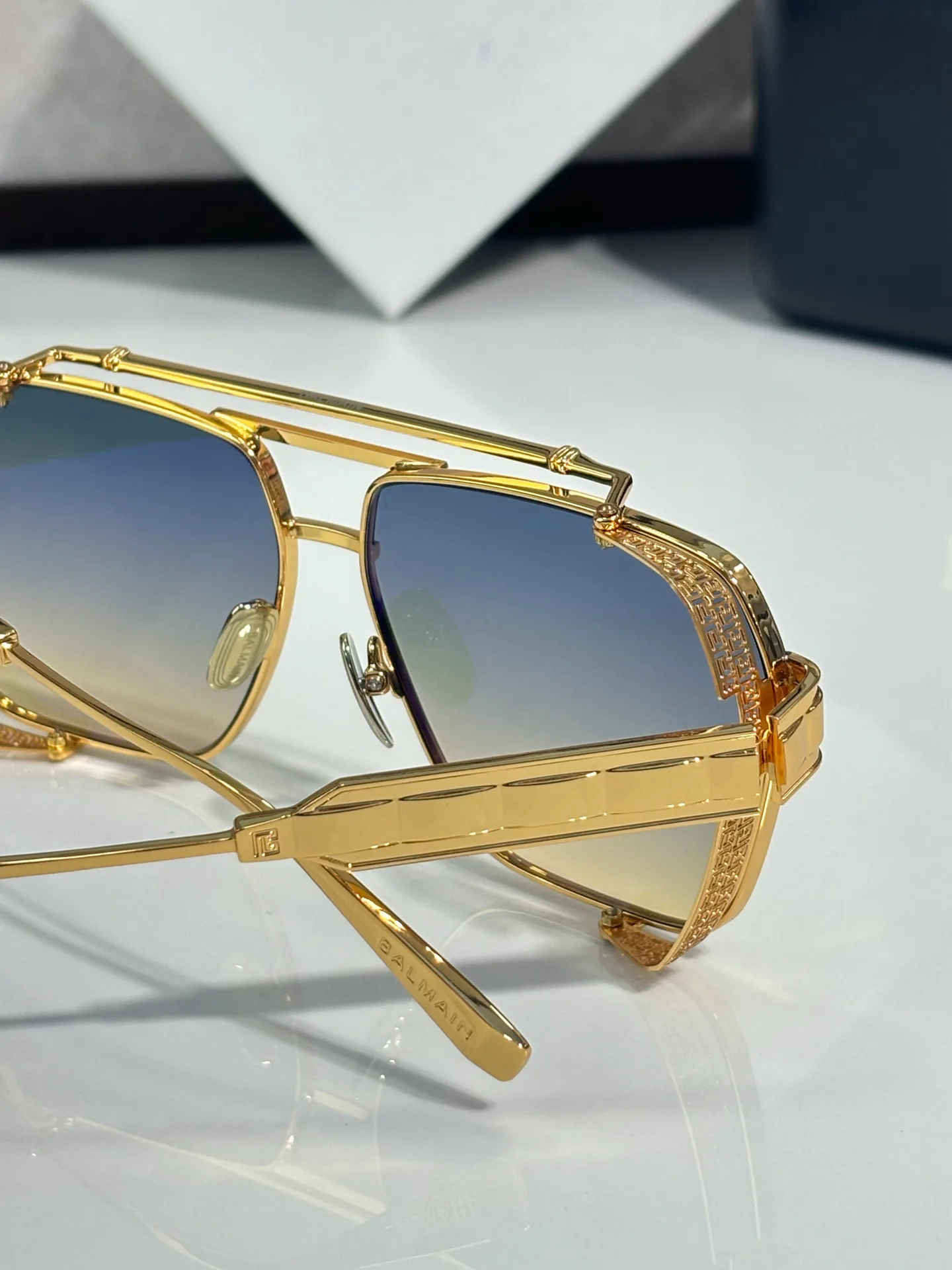 Очки Balmain 18490101
