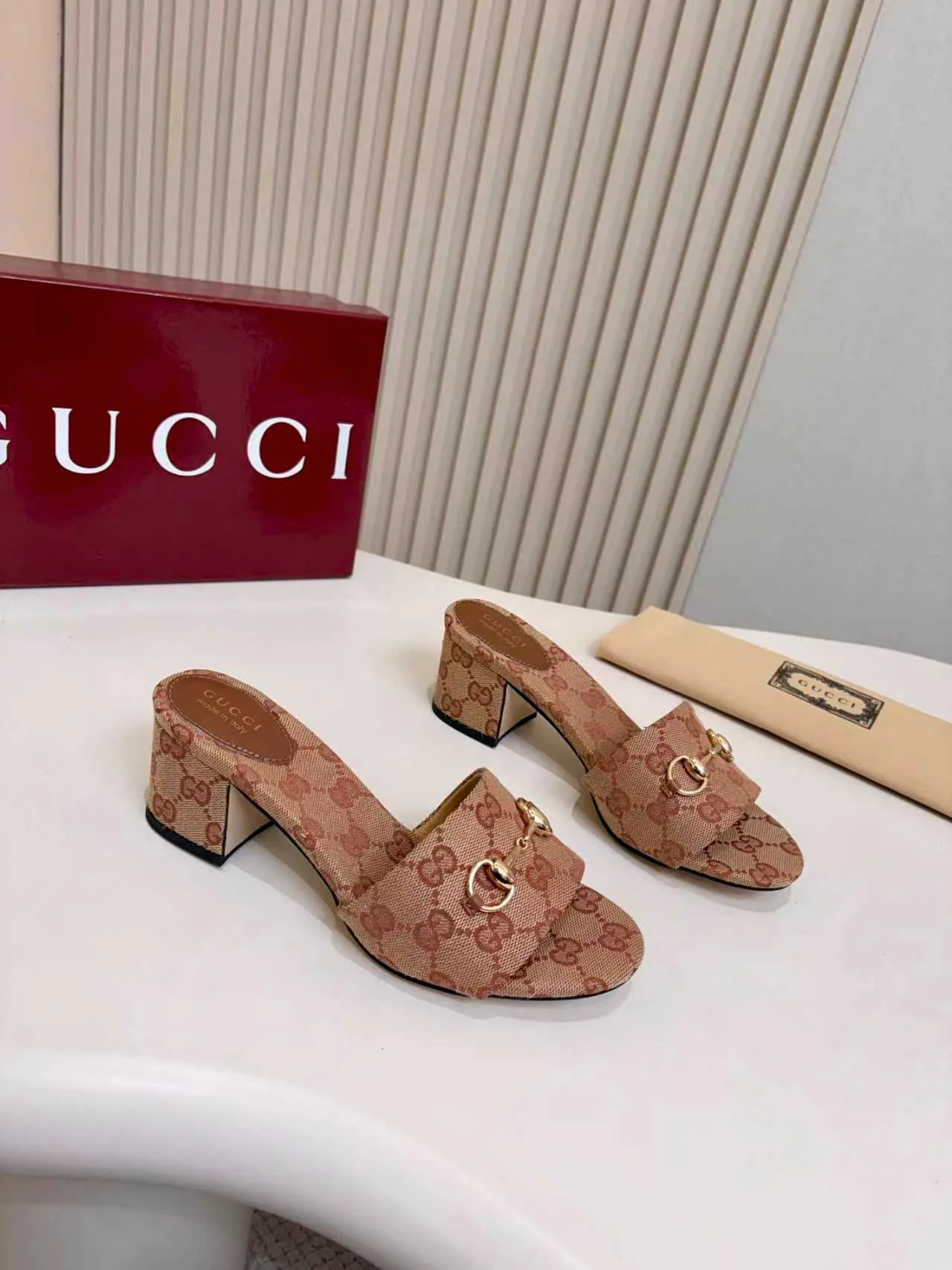 Сандалии Женские Gucci 11674220