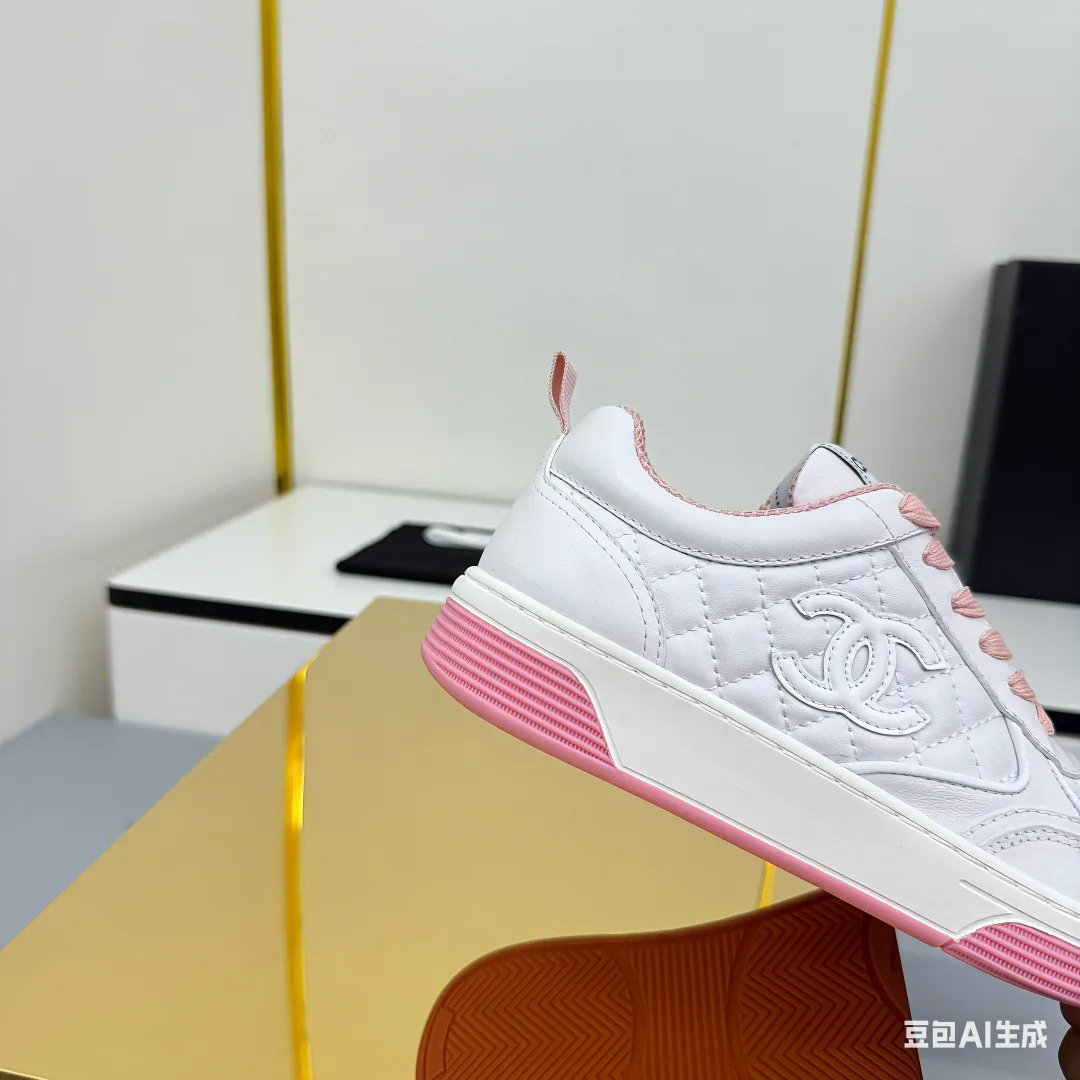 Кроссовки Женские Chanel 4502740