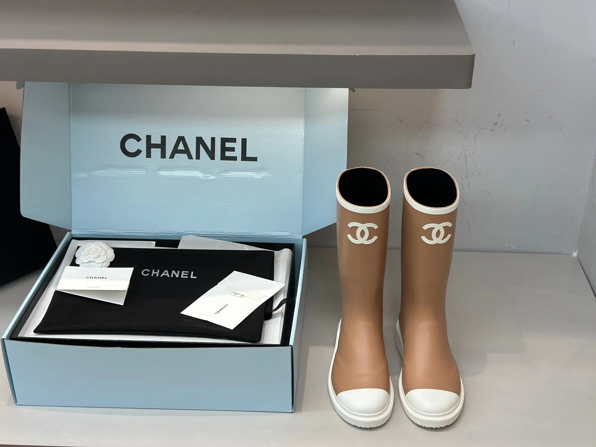 Сапоги Женские Chanel 18066471