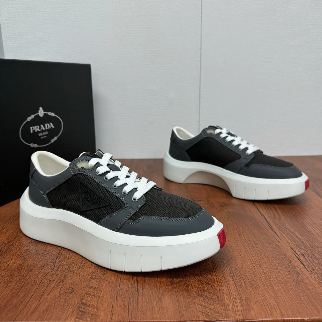 Кроссовки Мужские Prada 11211810