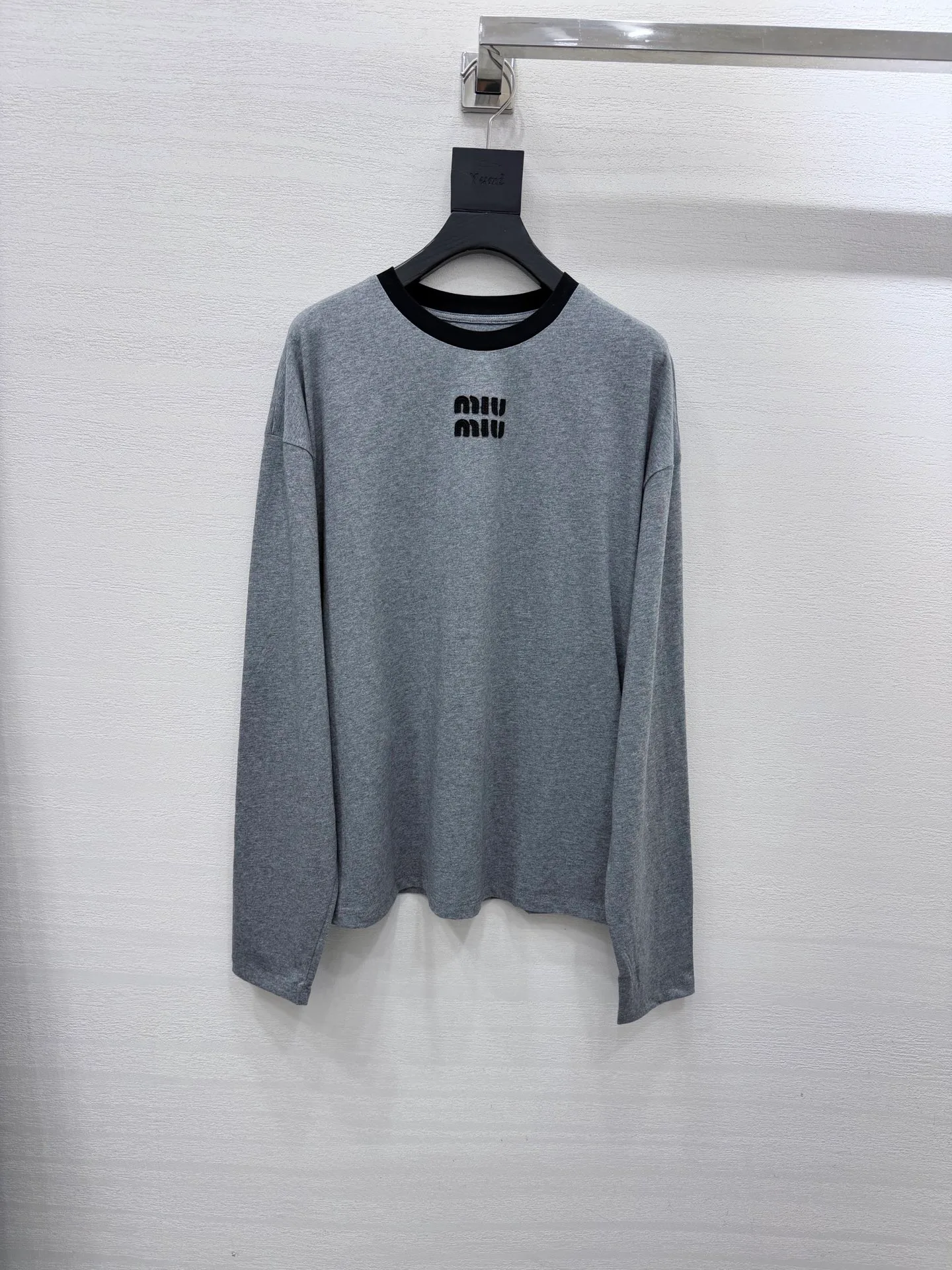 Свитшоты И Худи Женские Miu Miu 17882593