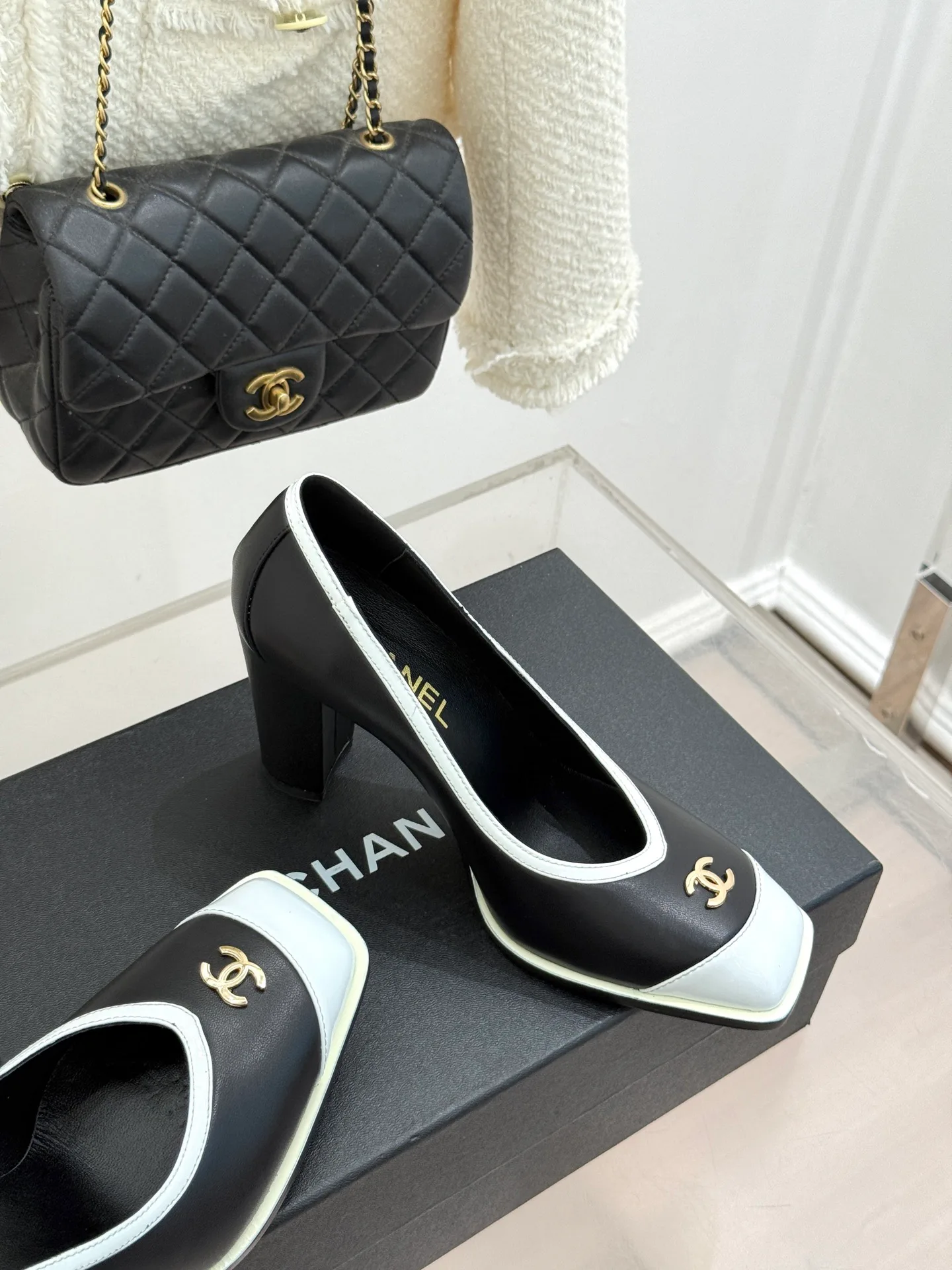 Туфли Женские Chanel 19780086