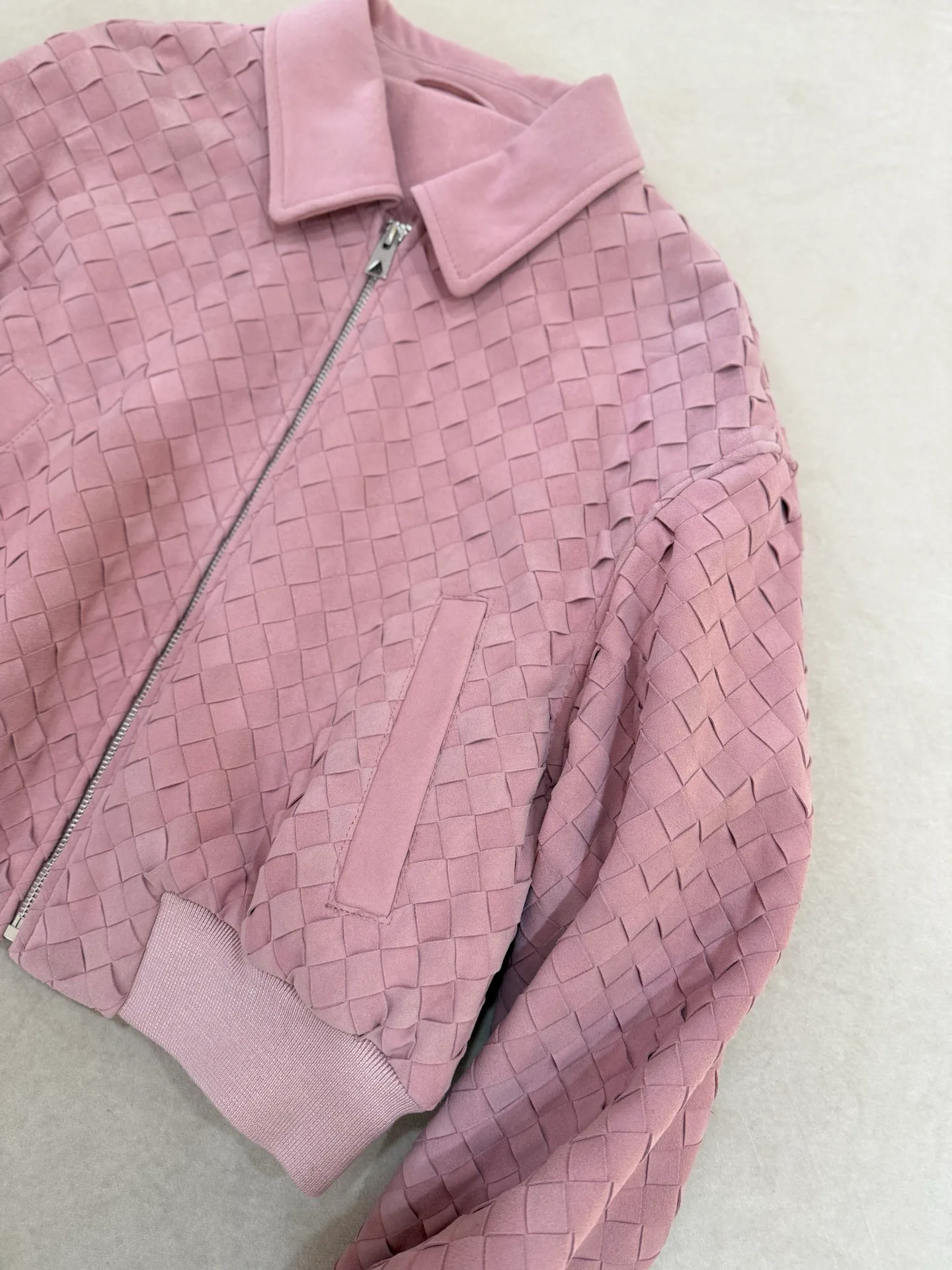 Кожаные Куртки И Дублёнки Женские Bottega Veneta 18208781