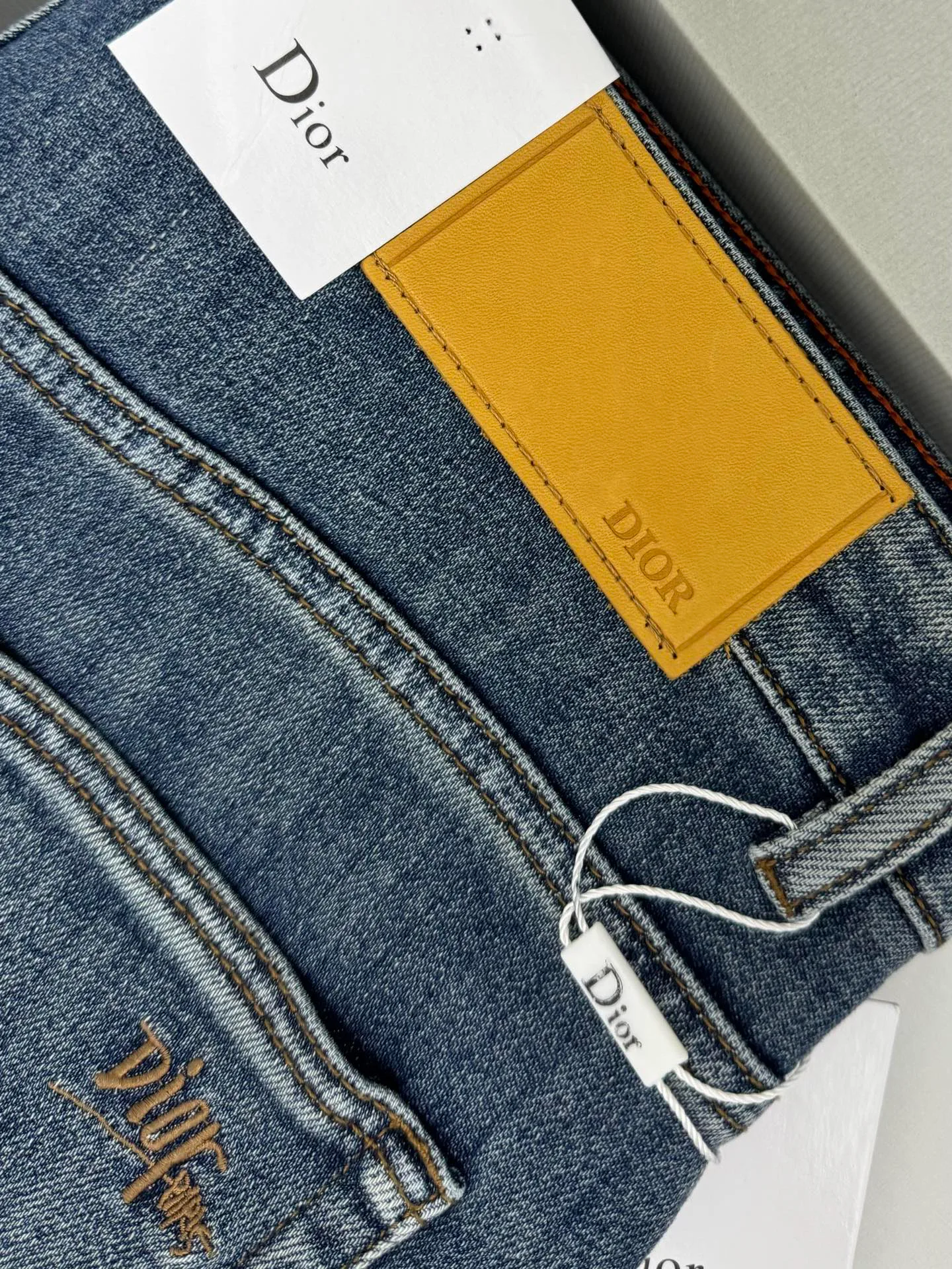 Джинсы Мужские Christian Dior 17298439