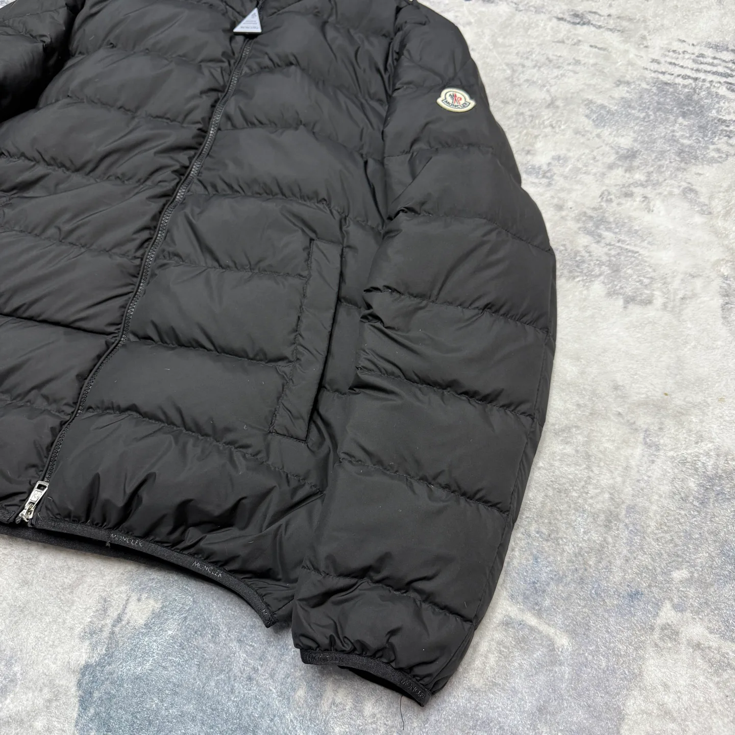 Куртки И Пуховики Женские Moncler 10131573