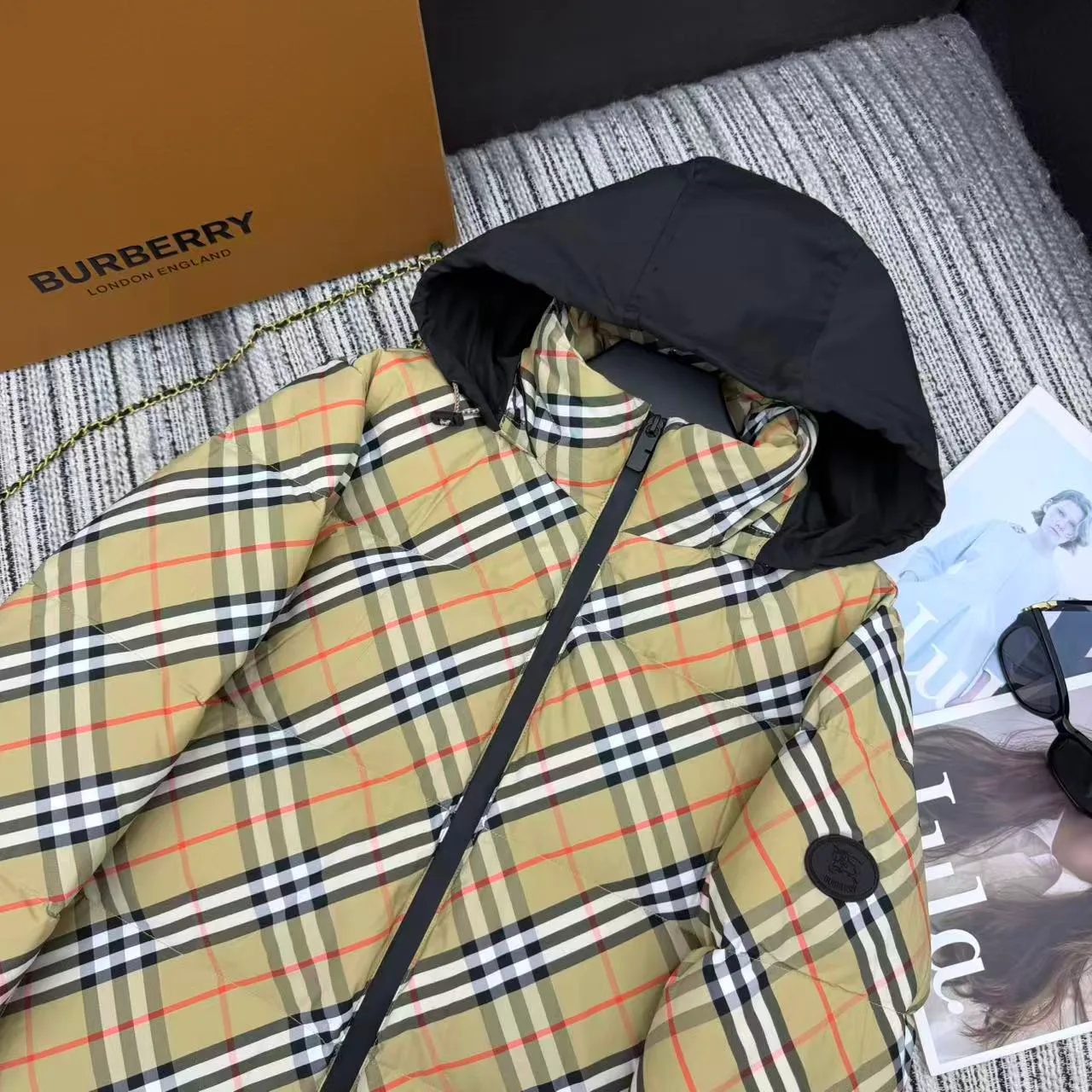 Куртки И Пуховики Женские Burberry 385234