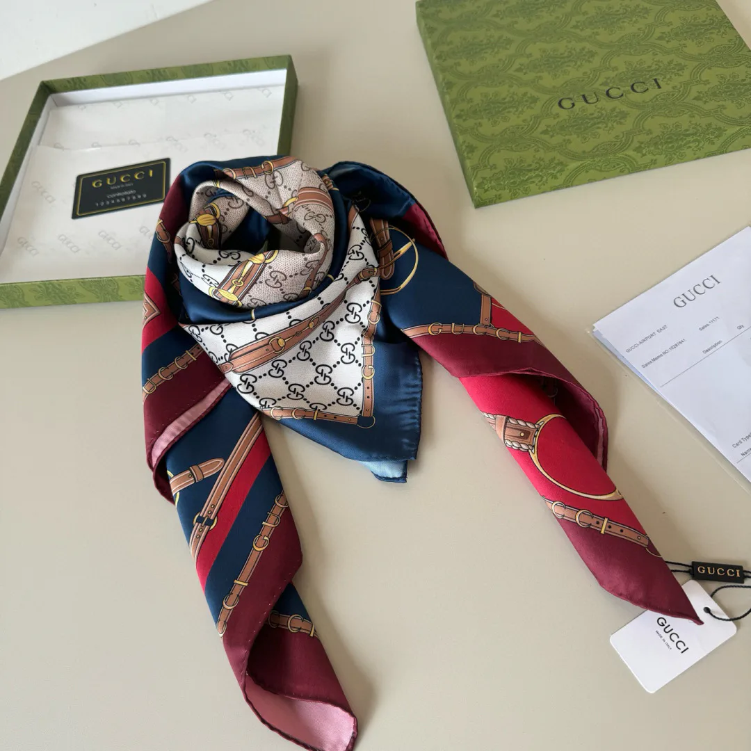 Платки Gucci 11115336