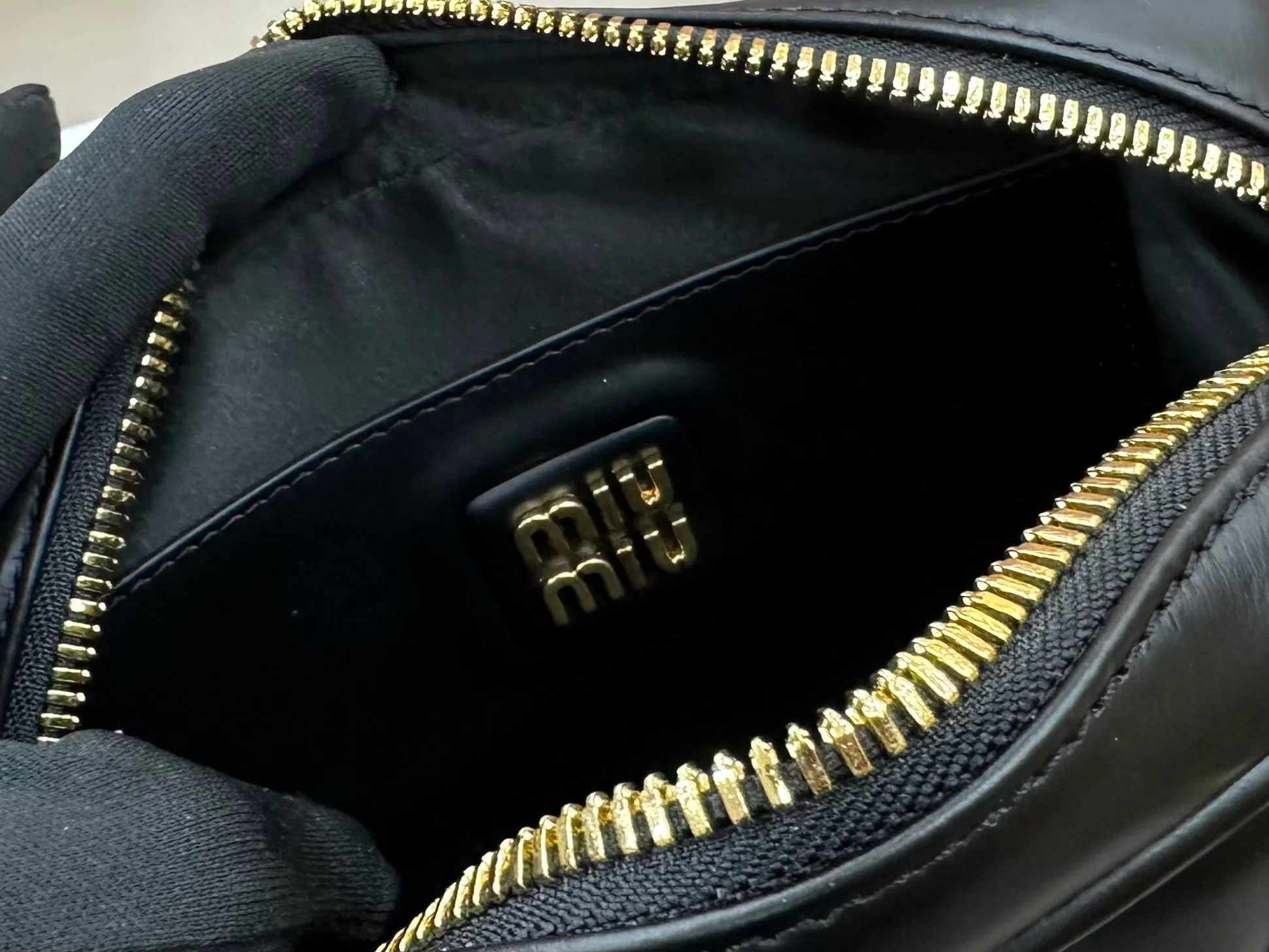 Классические Сумки Женские Miu Miu 11524742