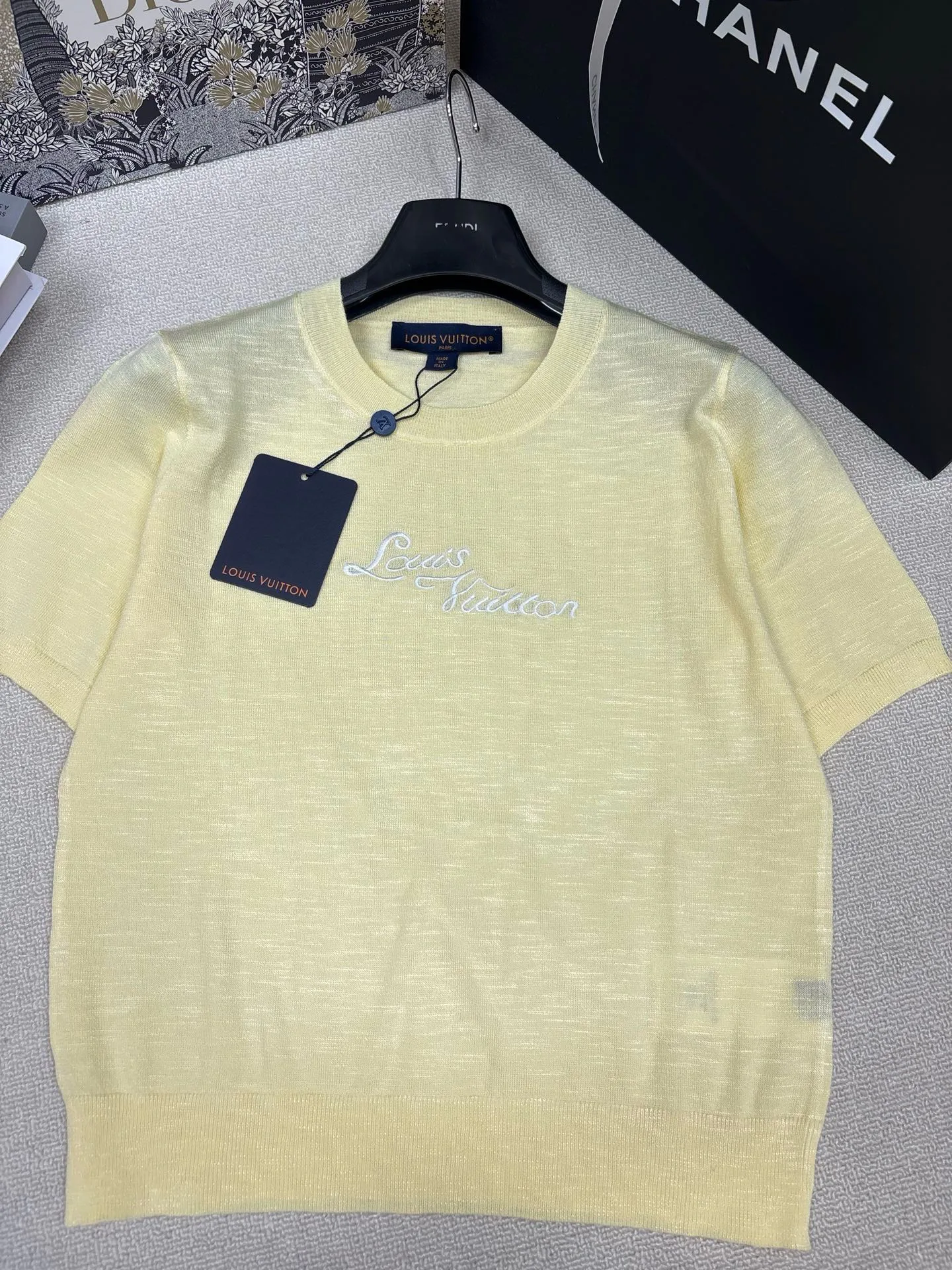Футболки Женские Louis Vuitton 17387634