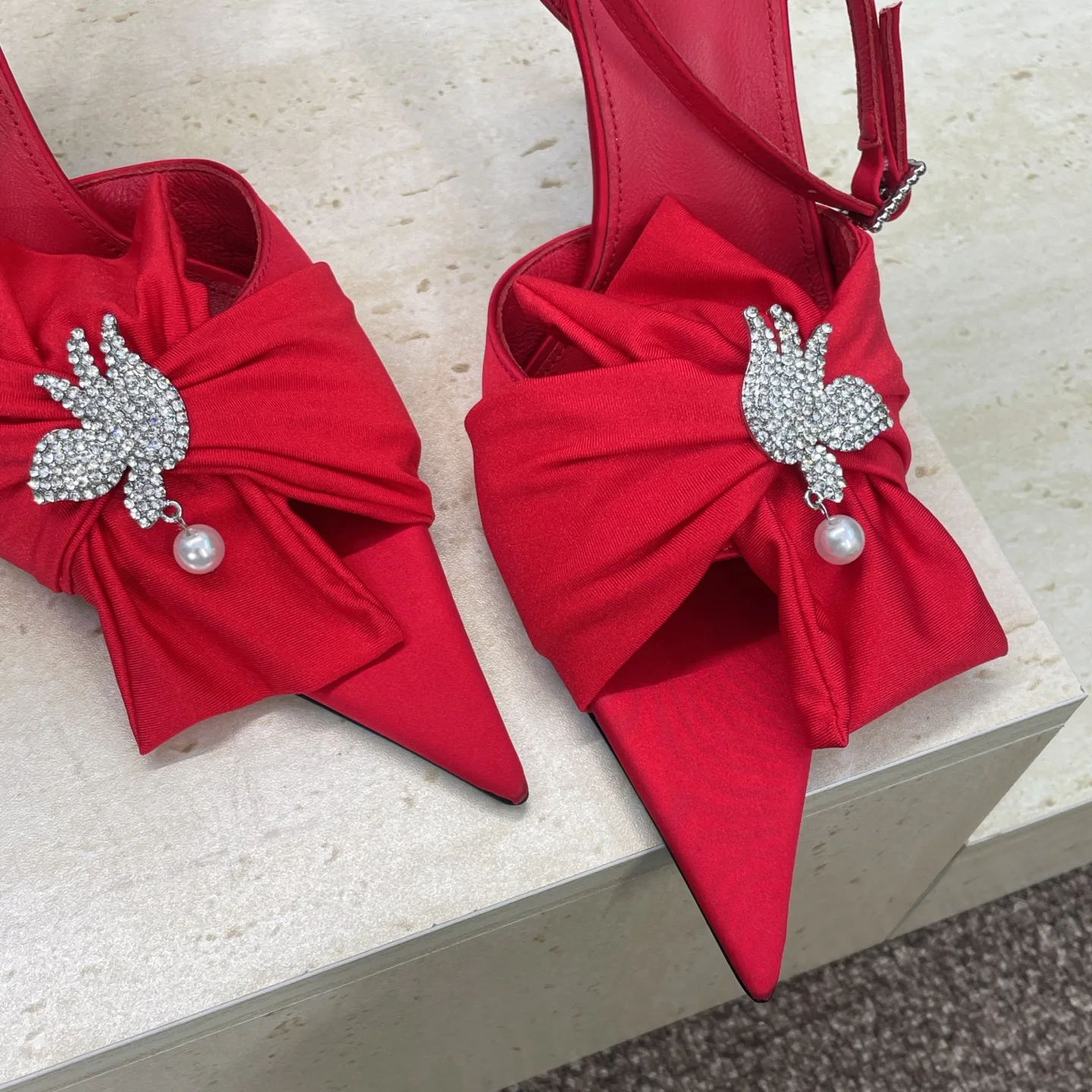 Босоножки Женские Saint Laurent 3009077