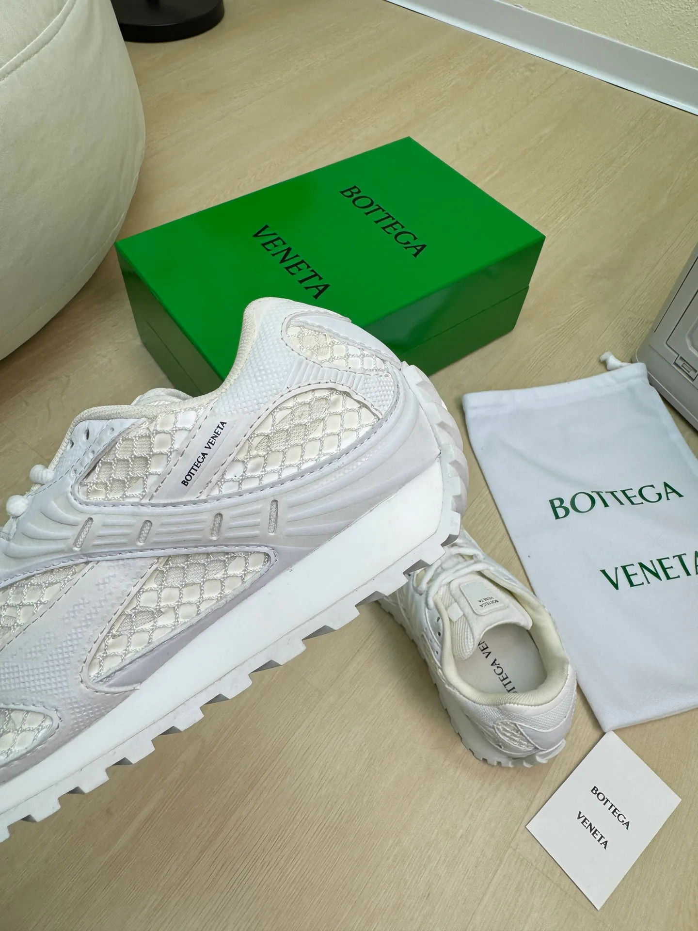 Кроссовки Женские Bottega Veneta 26996