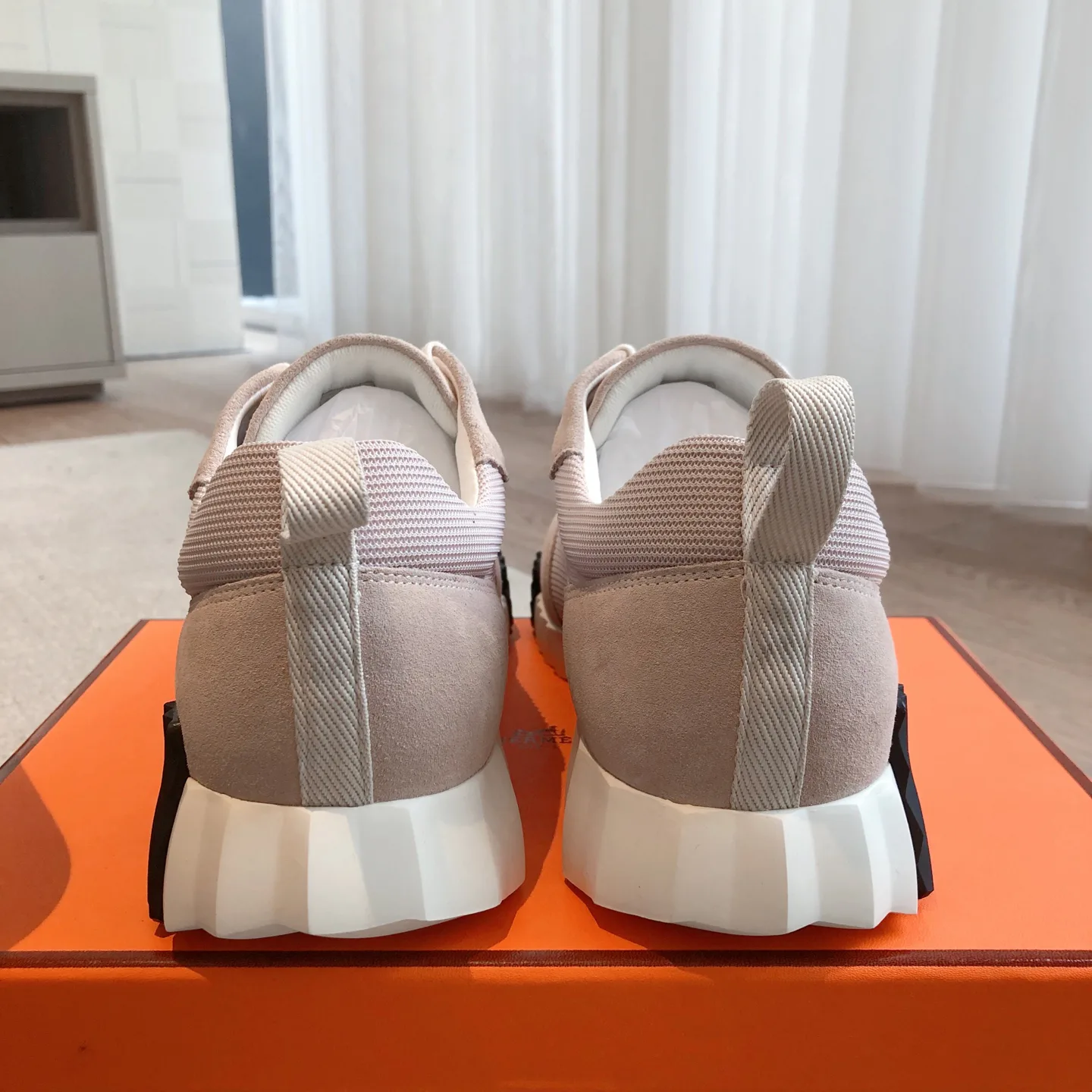 Кроссовки Женские Hermes 1154413