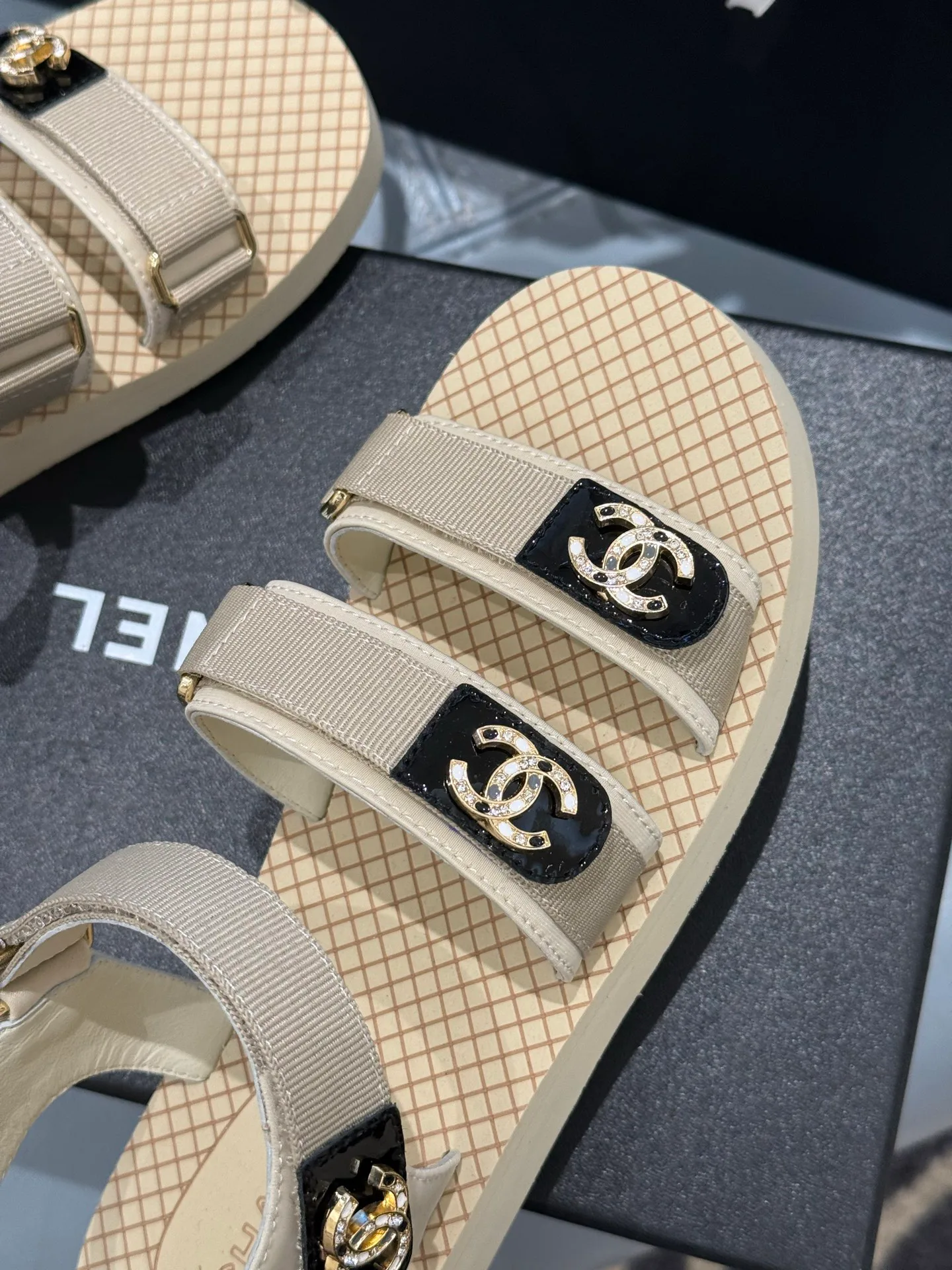 Сандалии Женские Chanel 35658