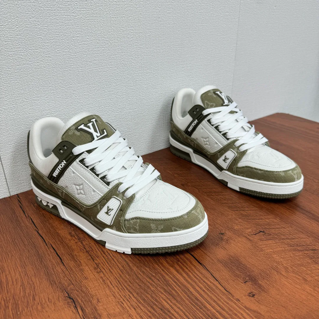 Кроссовки Мужские Louis Vuitton 5892076