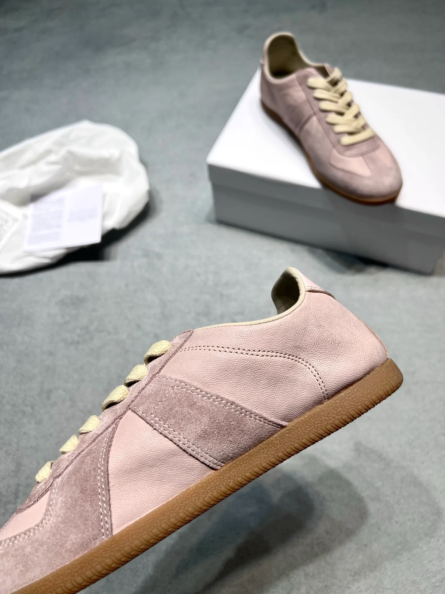 Кроссовки Женские Maison Margiela 18366872
