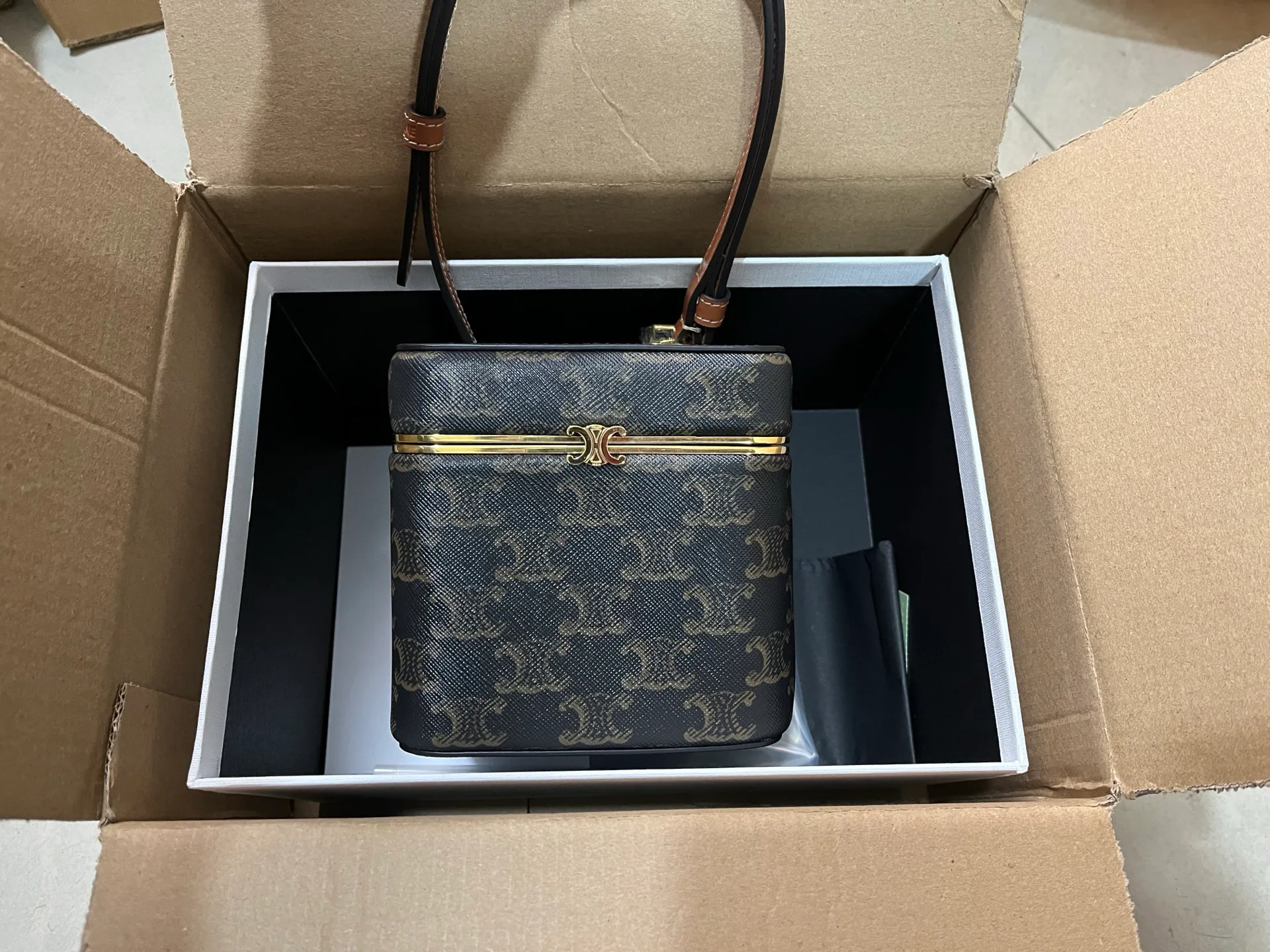 Классические Сумки Женские Celine 3885460