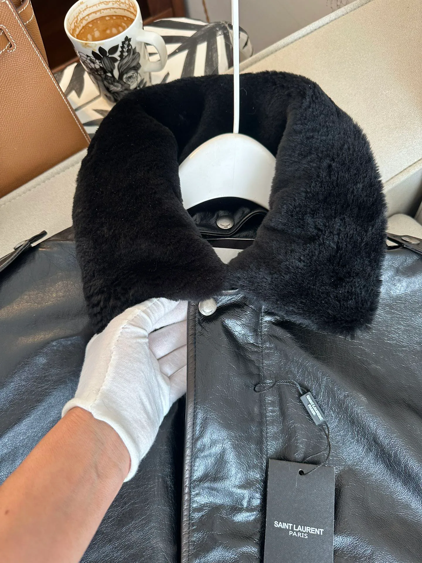 Куртки Женские Saint Laurent 334225