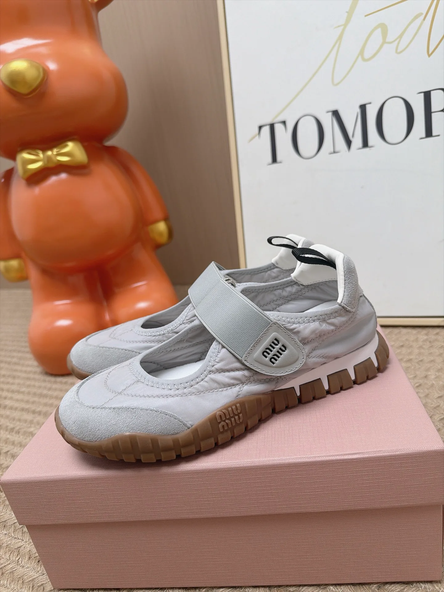 Кроссовки Женские Miu Miu 18063015