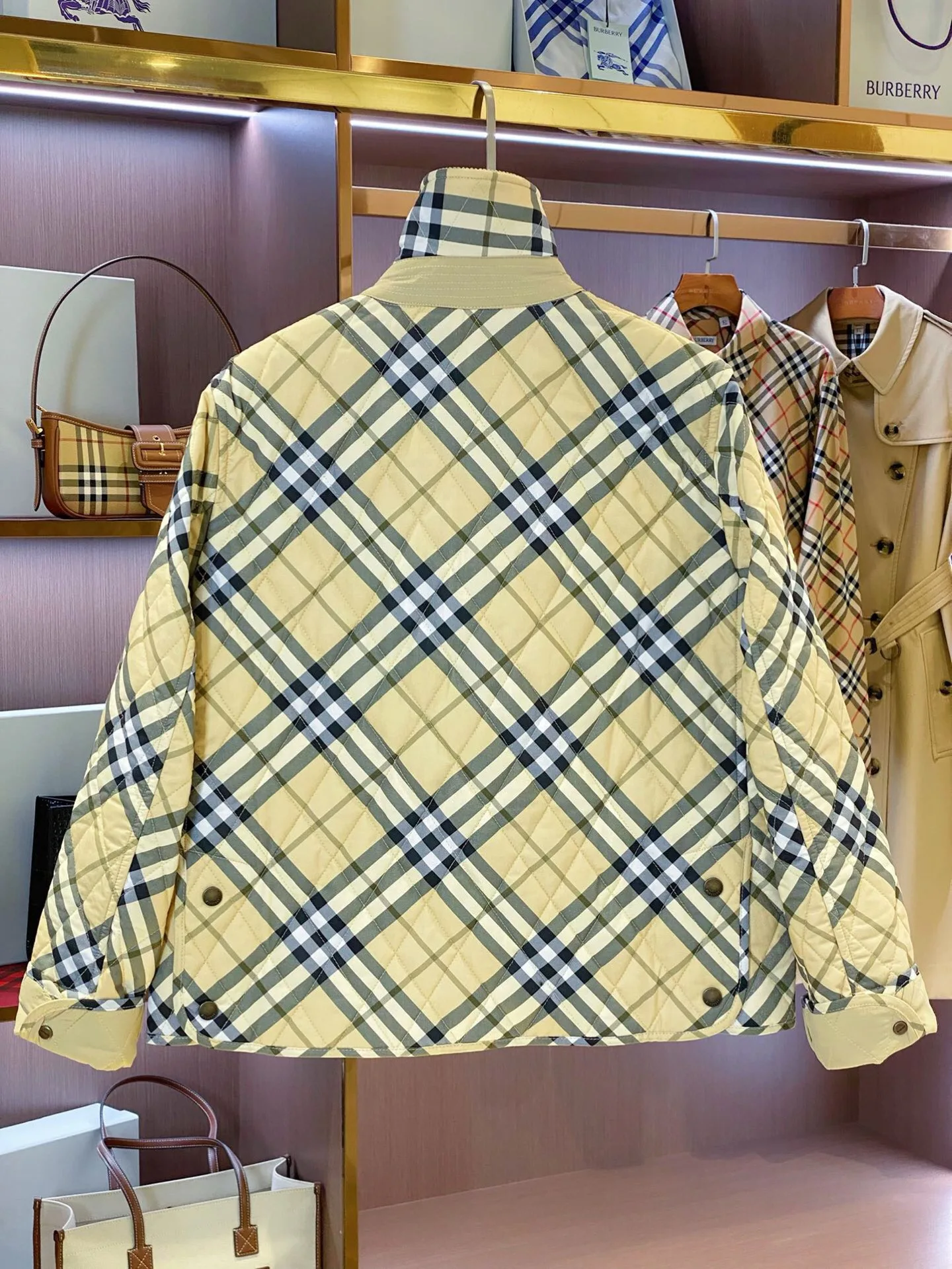 Куртки И Пуховики Женские Burberry 18140713