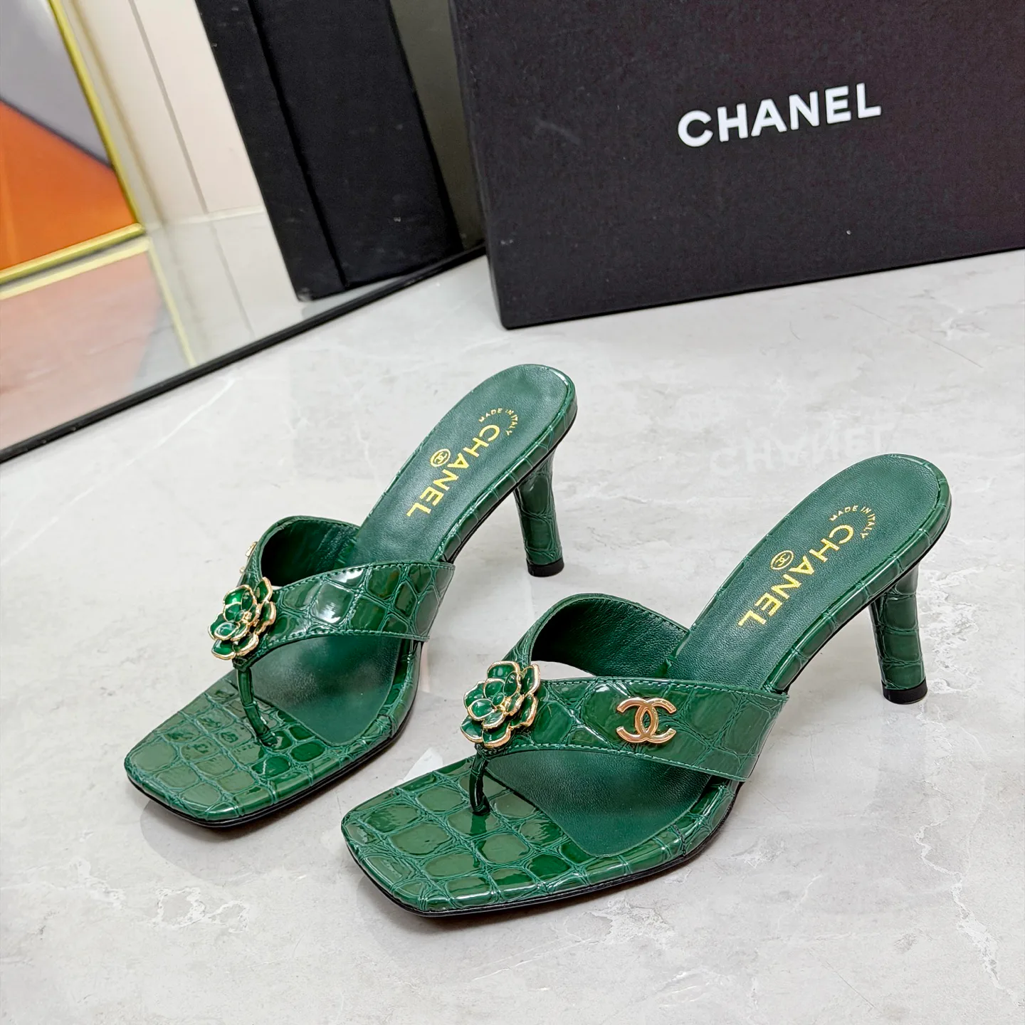 Босоножки Женские Chanel 17335024